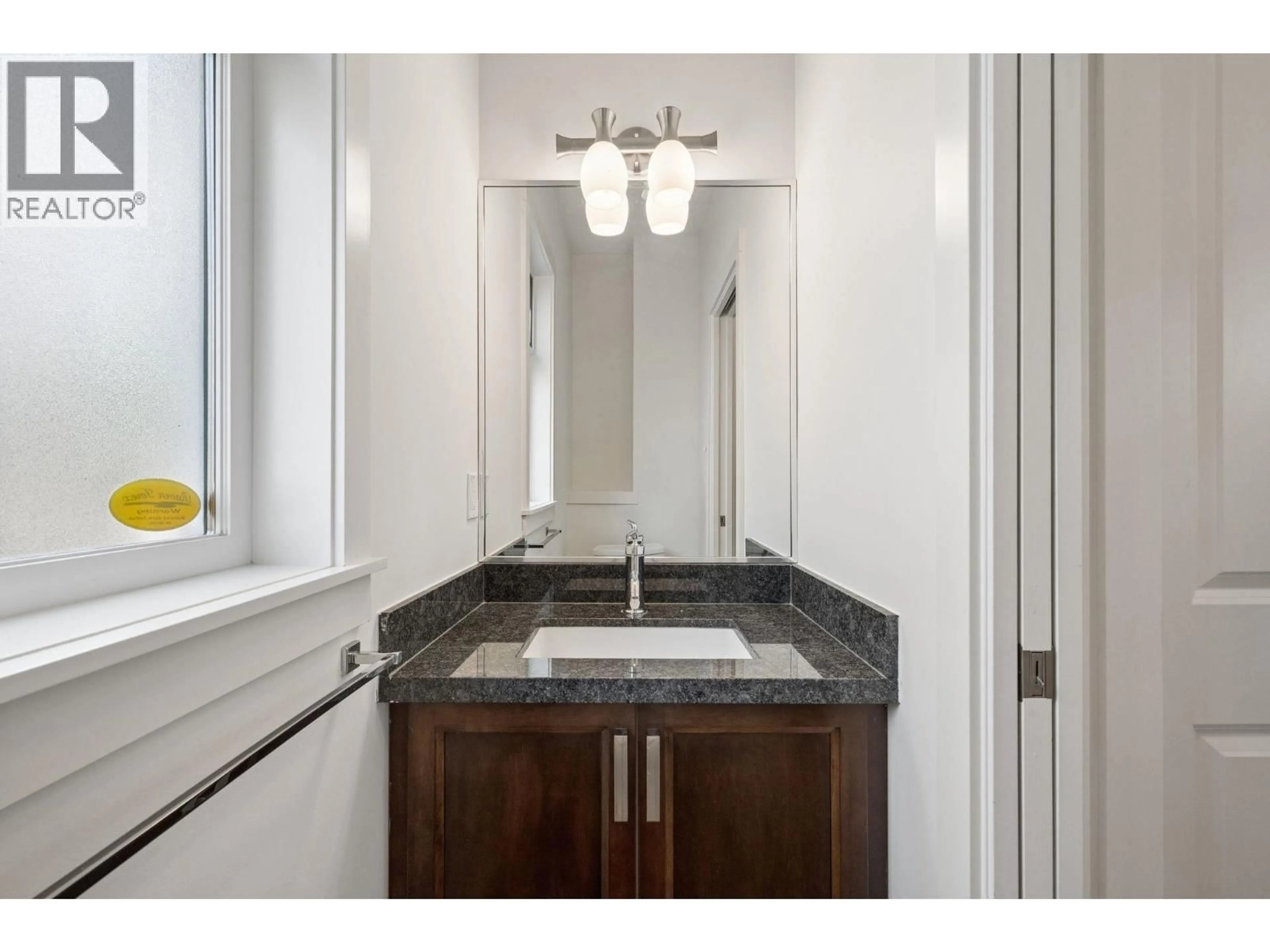 Standard bathroom, ceramic/tile floor for 15 - 9699 SILLS AVENUE, Richmond British Columbia V6Y0C8