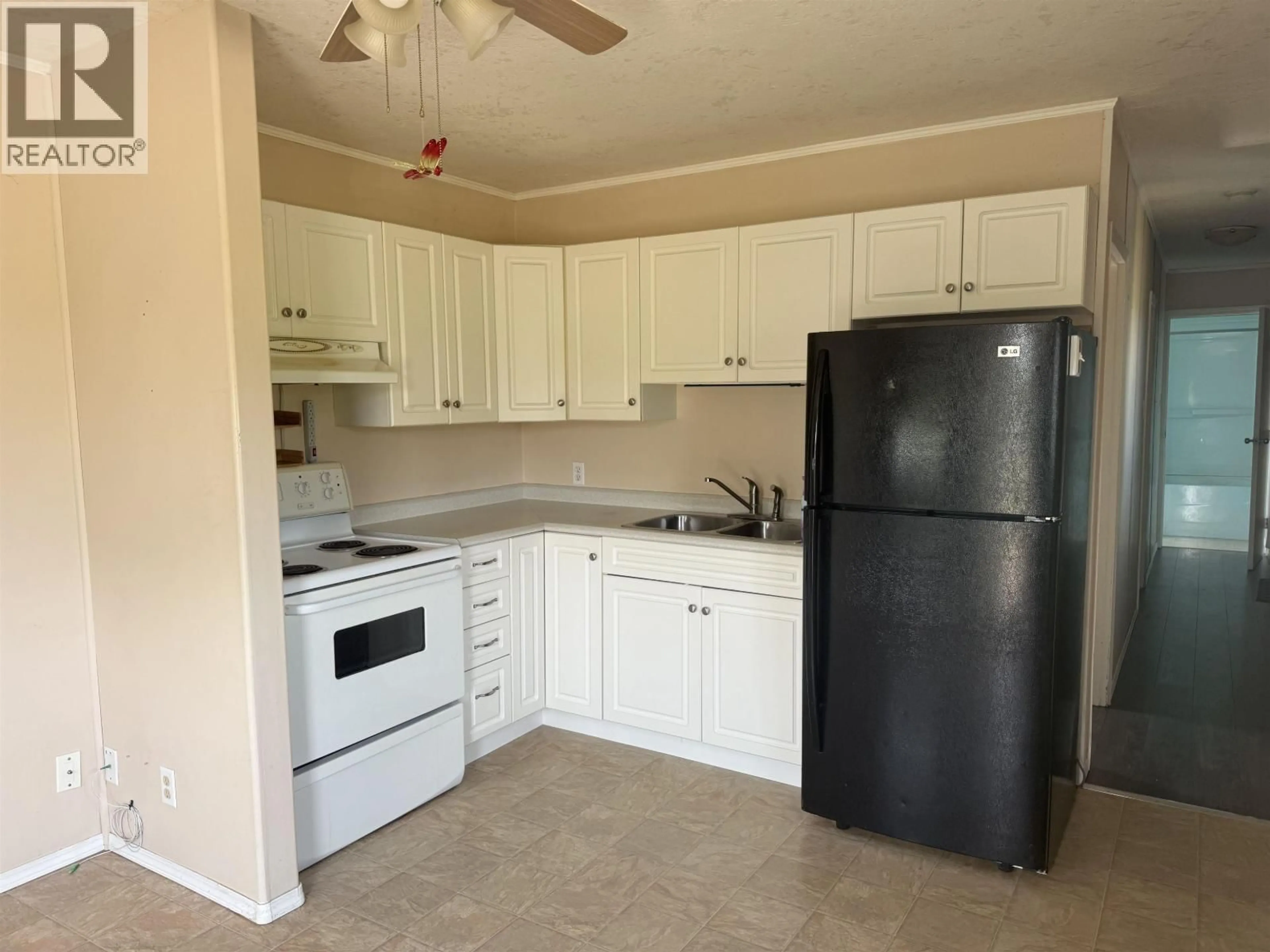 Standard kitchen, unknown for 6377 MARIGOLD ROAD, Fort St. John British Columbia V1J8B6