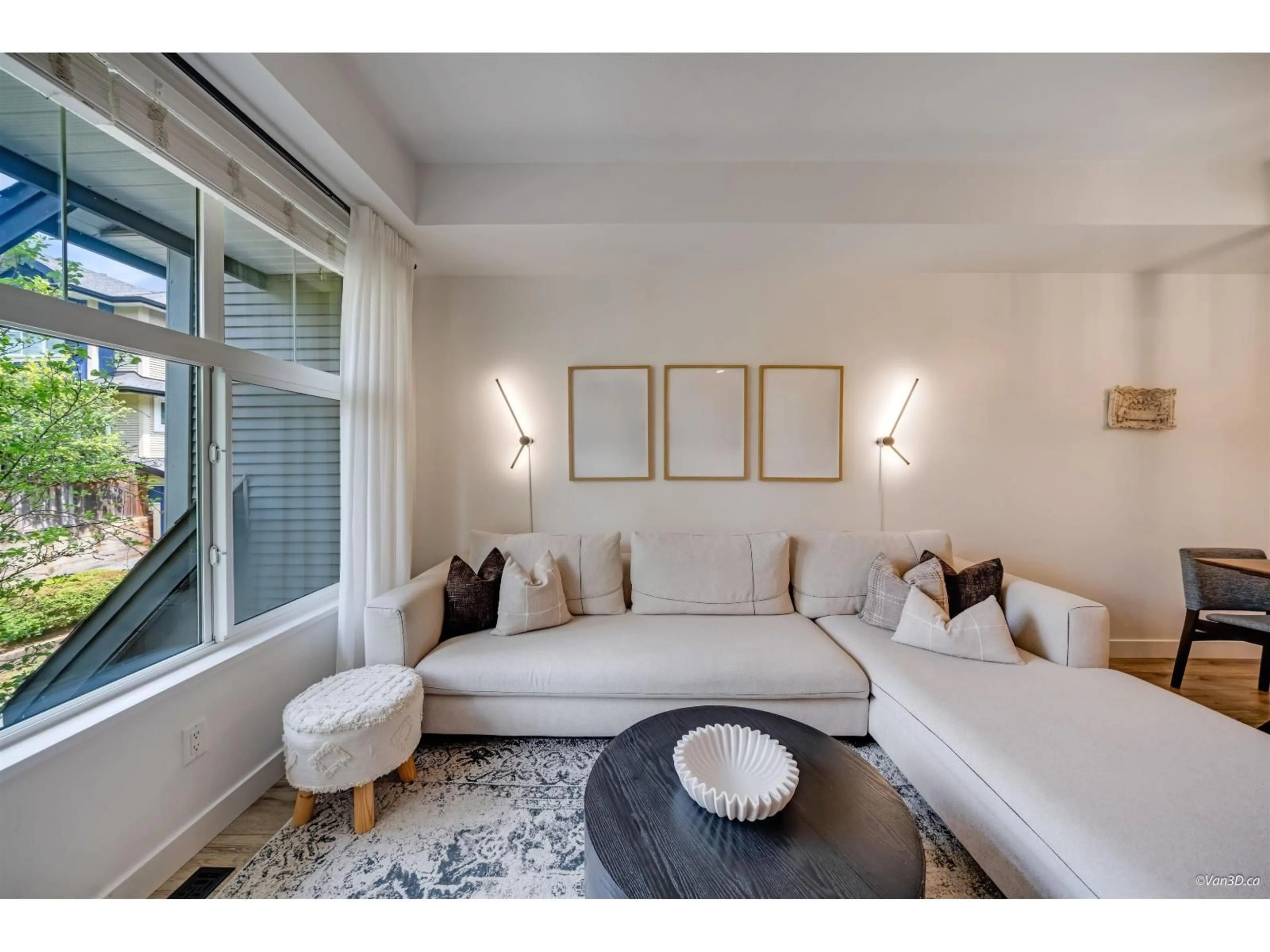 Living room with furniture, unknown for 63 - 18199 70 AVENUE, Surrey British Columbia V3S2N9