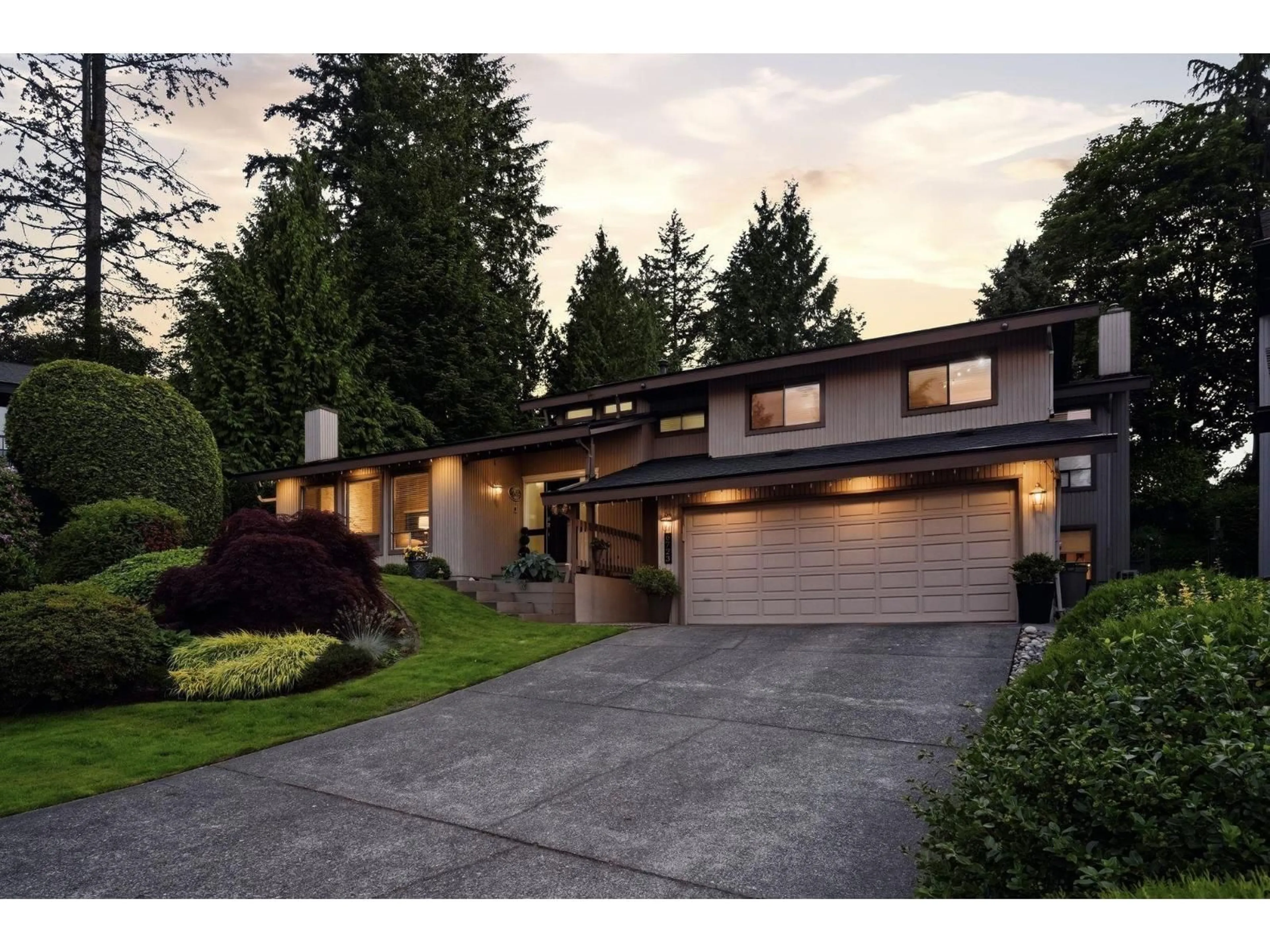Home with vinyl exterior material, street for 6723 NORTHVIEW PLACE, Delta British Columbia V4E2N8