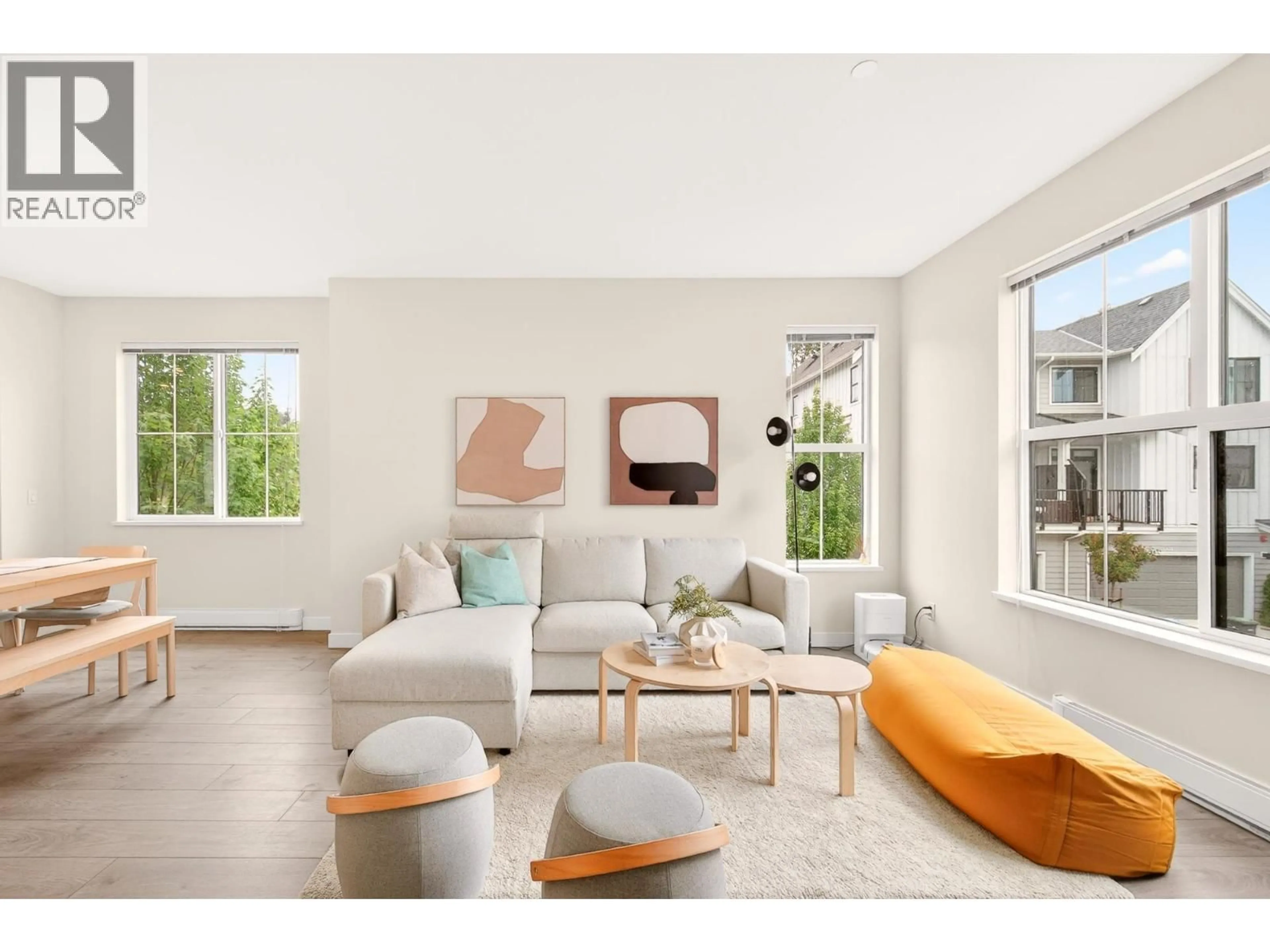 Living room with furniture, unknown for 94 - 488 FURNESS STREET, New Westminster British Columbia V3M0M1