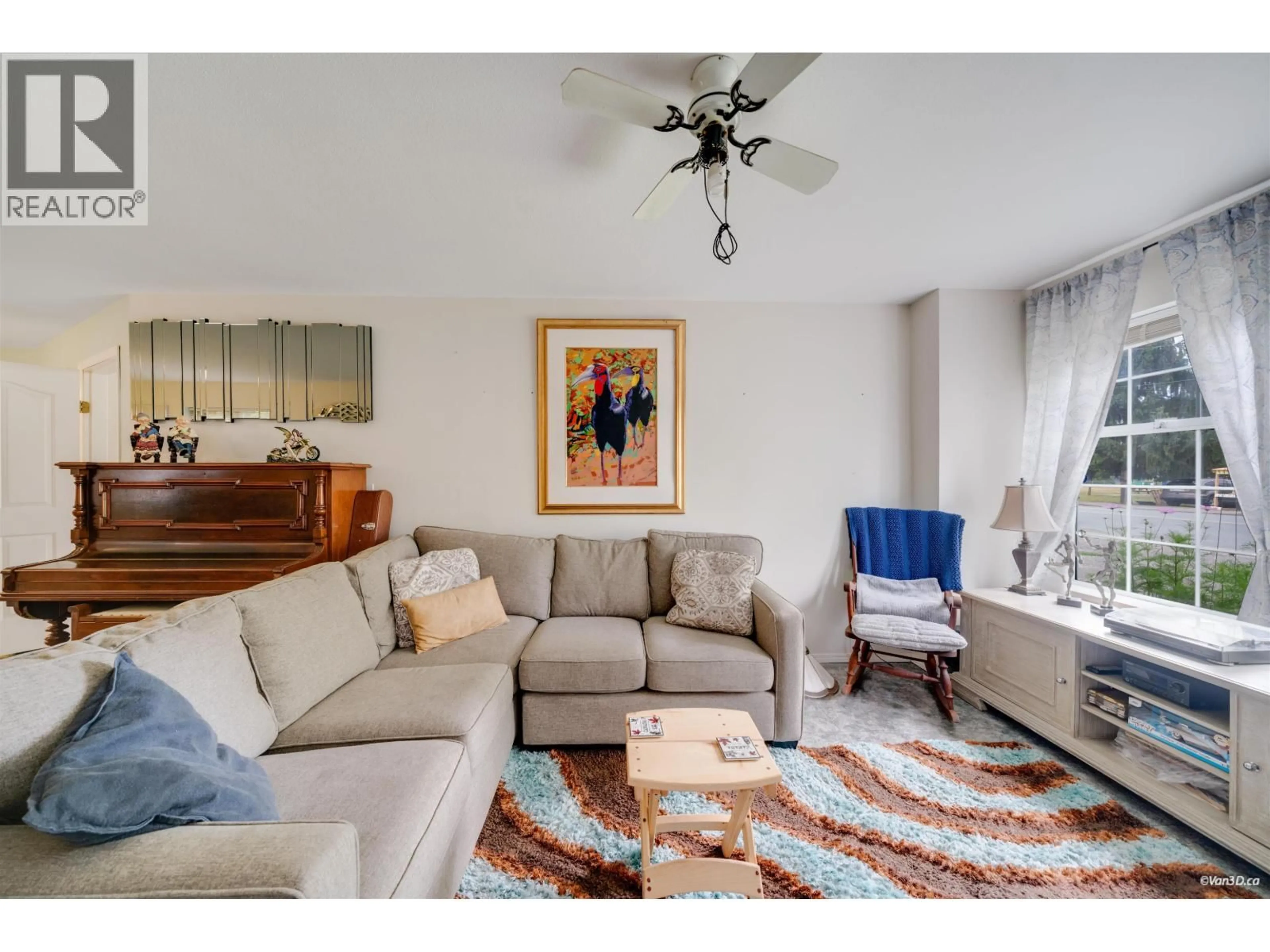 Living room with furniture, unknown for 12142 227 STREET, Maple Ridge British Columbia V2X6J5