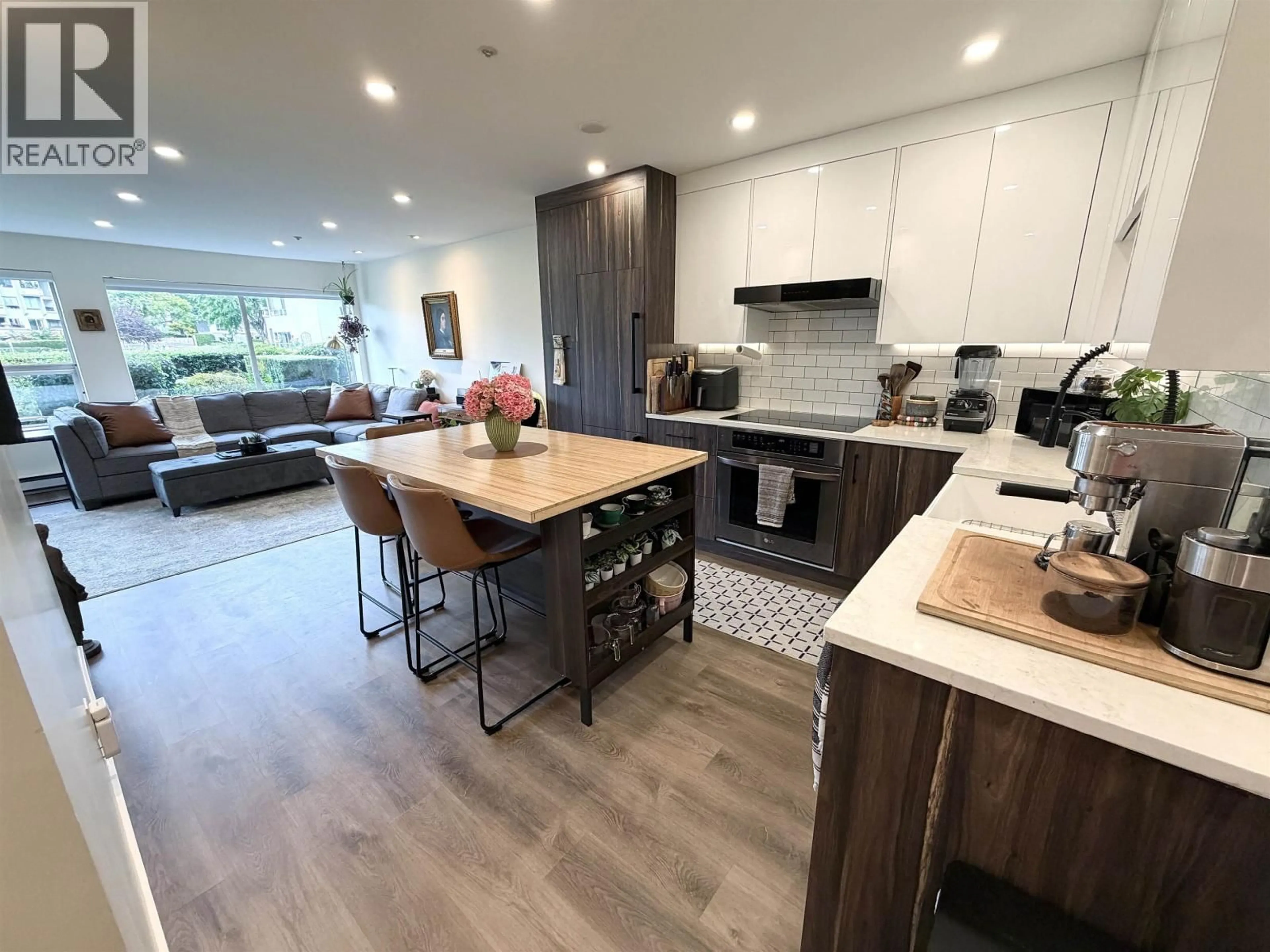 Open concept kitchen, unknown for 118 - 525 WHEELHOUSE SQUARE, Vancouver British Columbia V5Z4L8