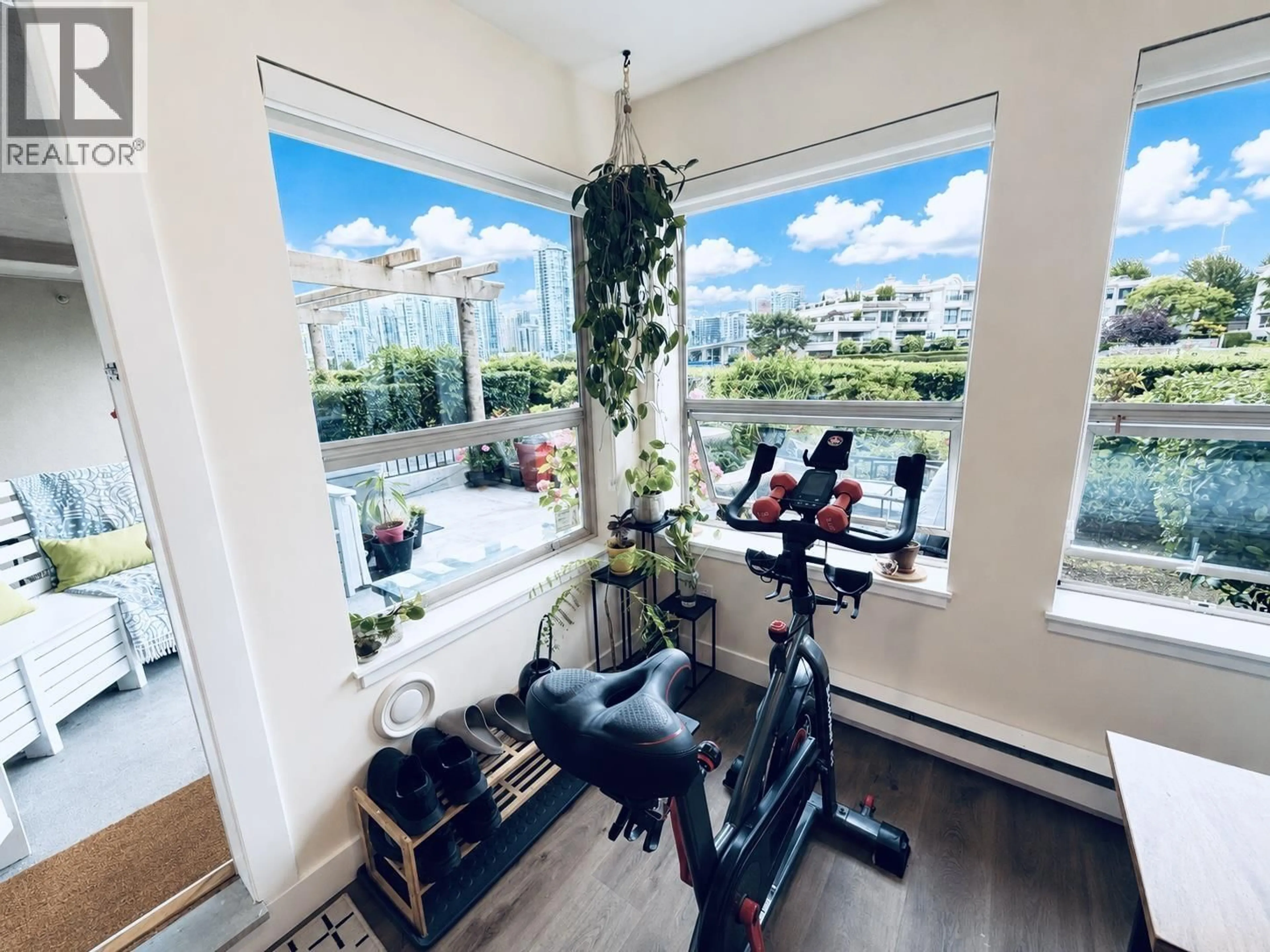 A pic of a room for 118 - 525 WHEELHOUSE SQUARE, Vancouver British Columbia V5Z4L8