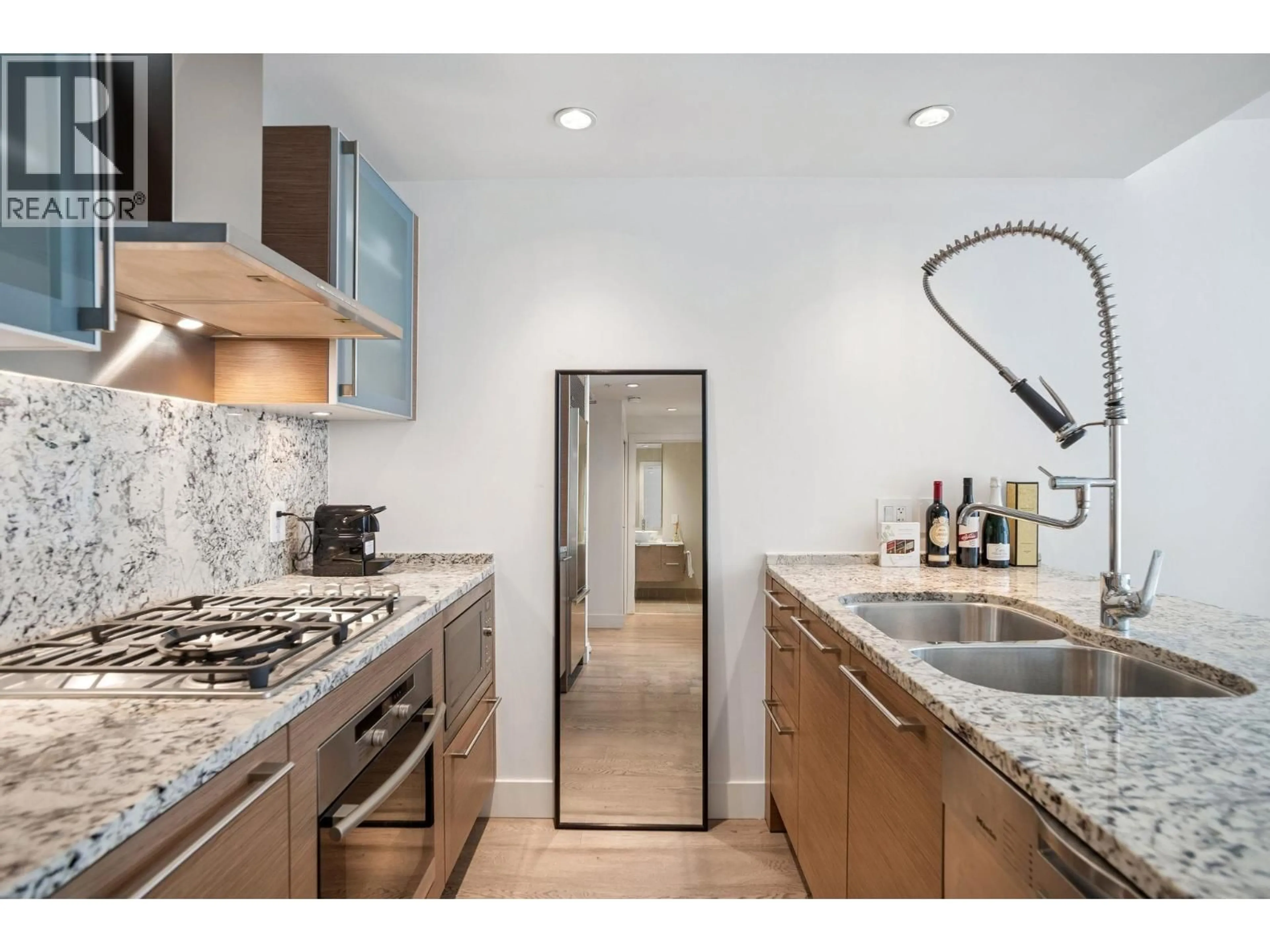 Unknown for 1804 - 1111 ALBERNI STREET, Vancouver British Columbia V6E4V2