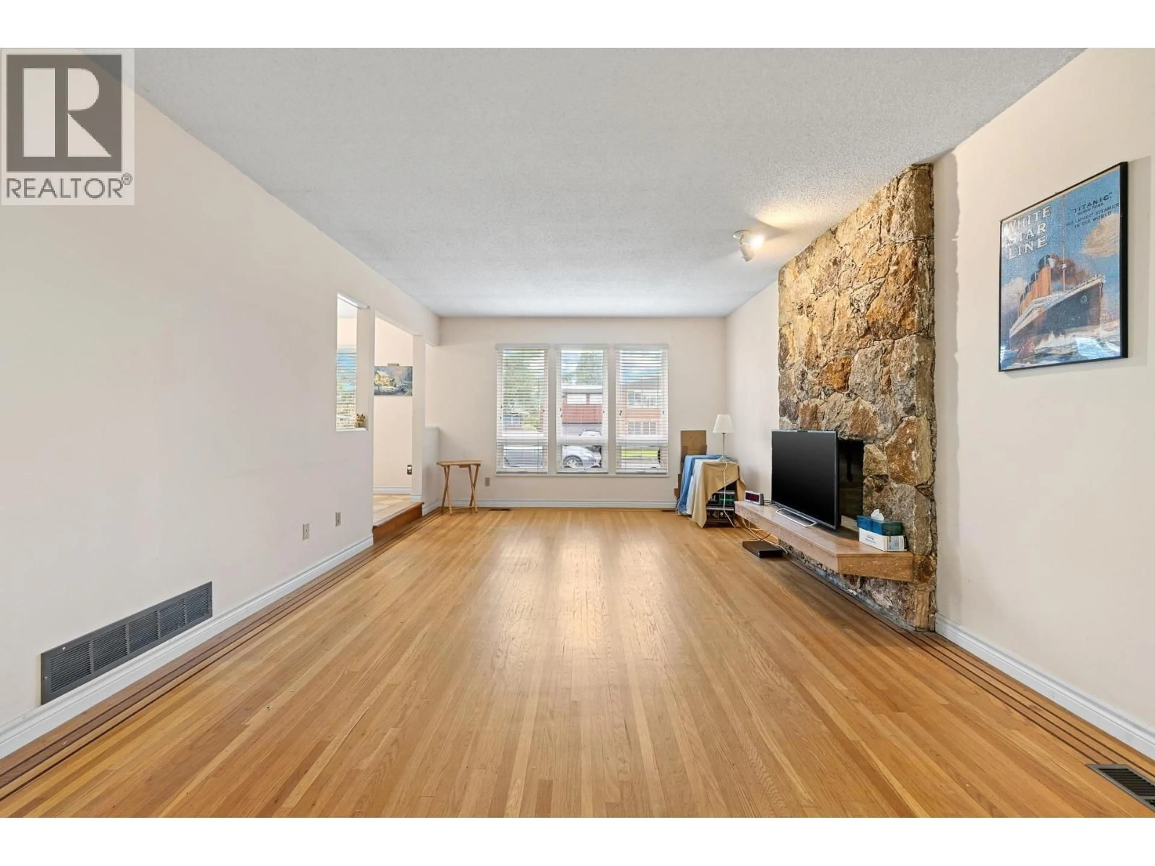 Unknown for 10760 SEAMOUNT ROAD, Richmond British Columbia V7A4P6