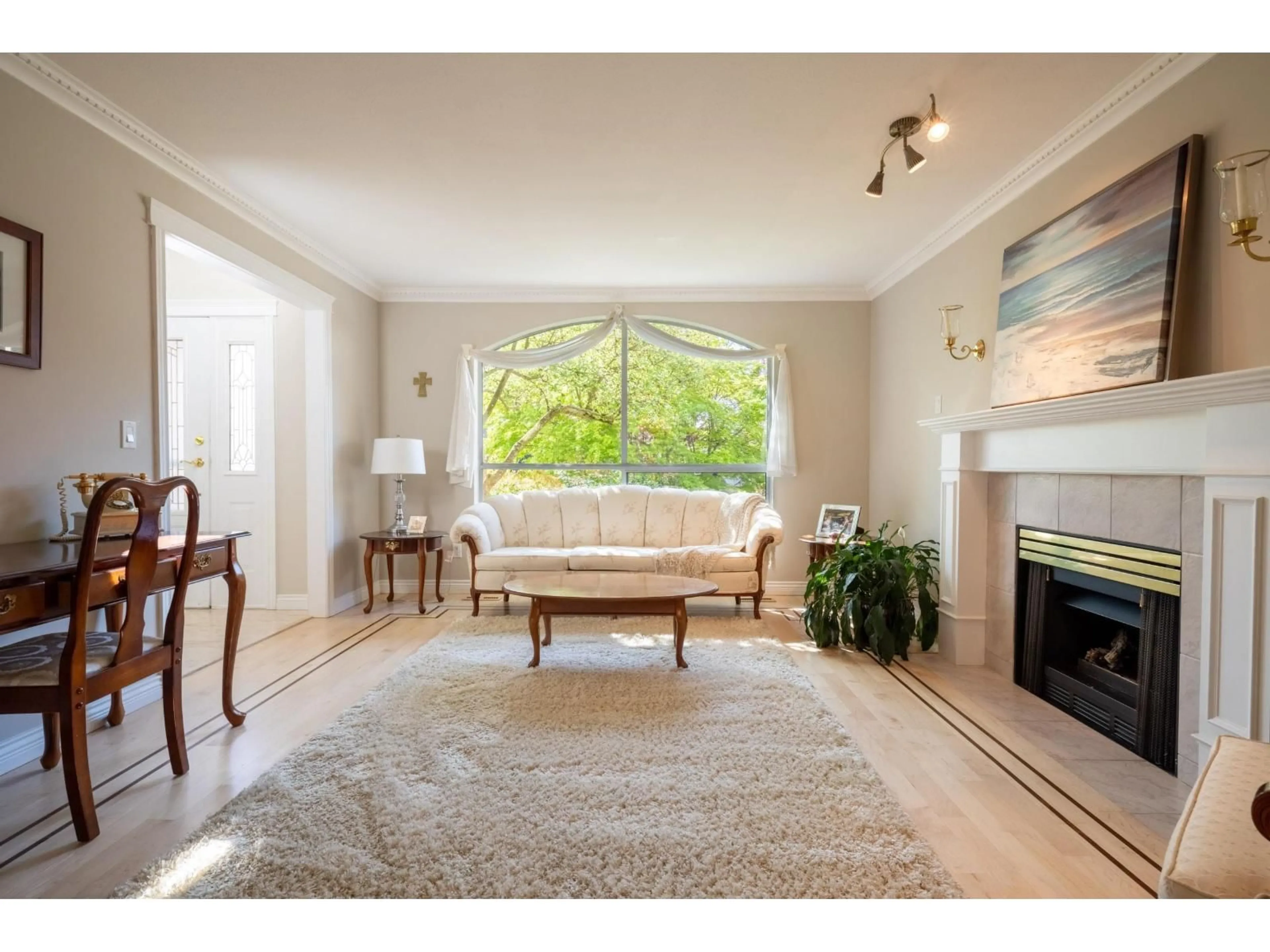 Living room with furniture, wood/laminate floor for 8030 153A STREET, Surrey British Columbia V3S7X7