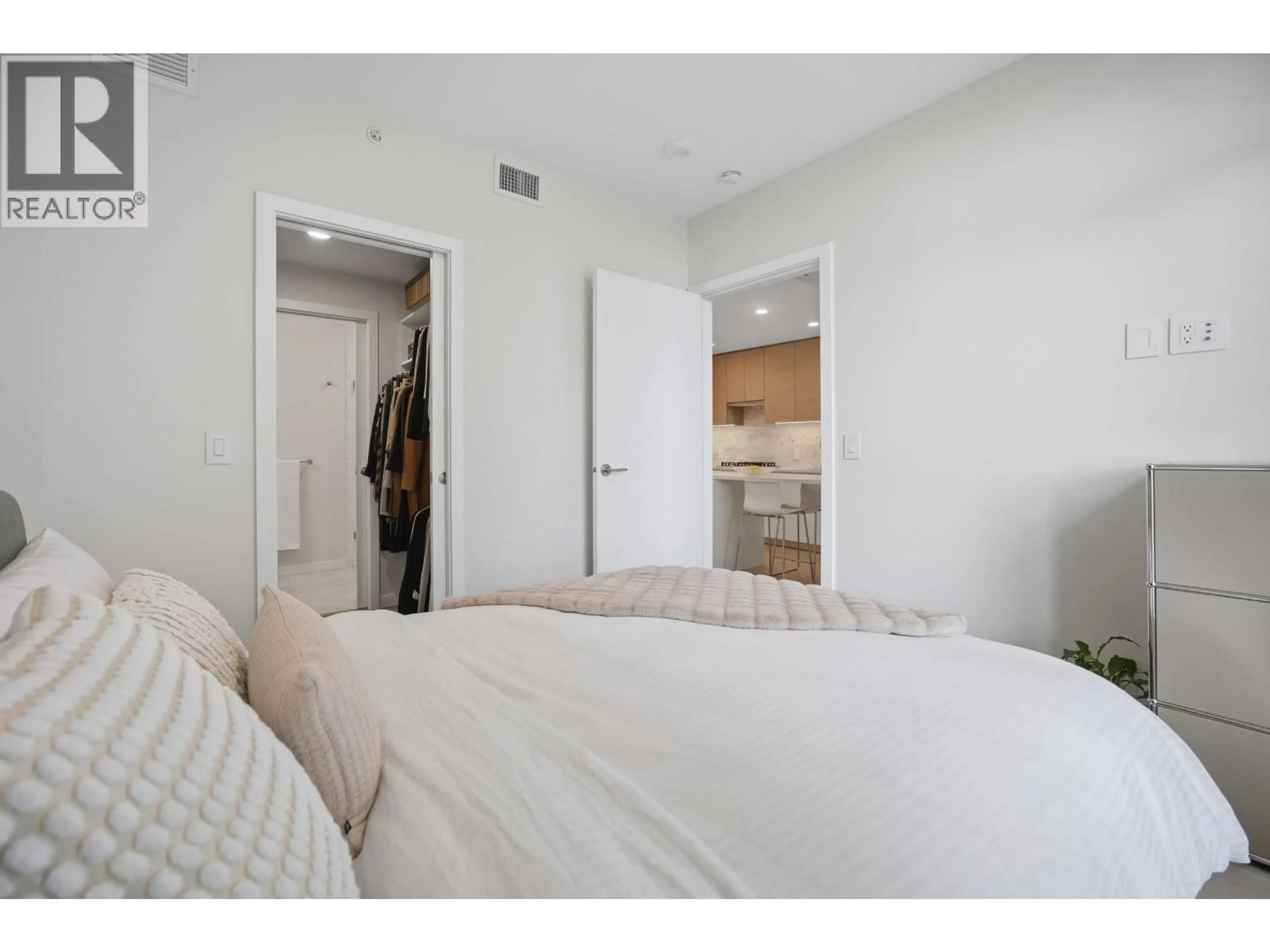 A pic of a room for 1910 - 2108 GILMORE AVENUE, Burnaby British Columbia V5C0N8