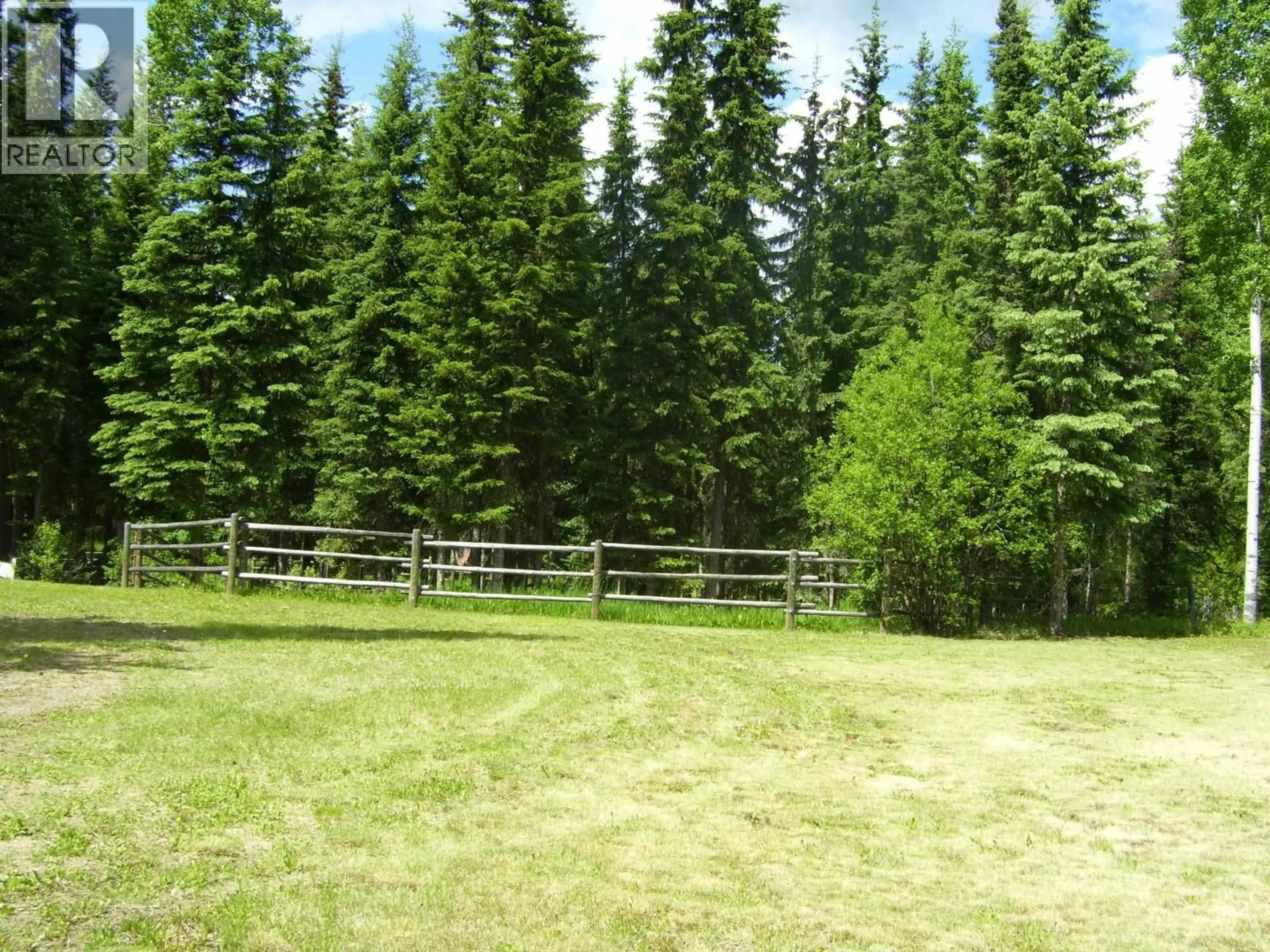 A pic from outside/outdoor area/front of a property/back of a property/a pic from drone, forest/trees view for 568 YETTA ROAD, Bouchie Lake British Columbia V2J3H9