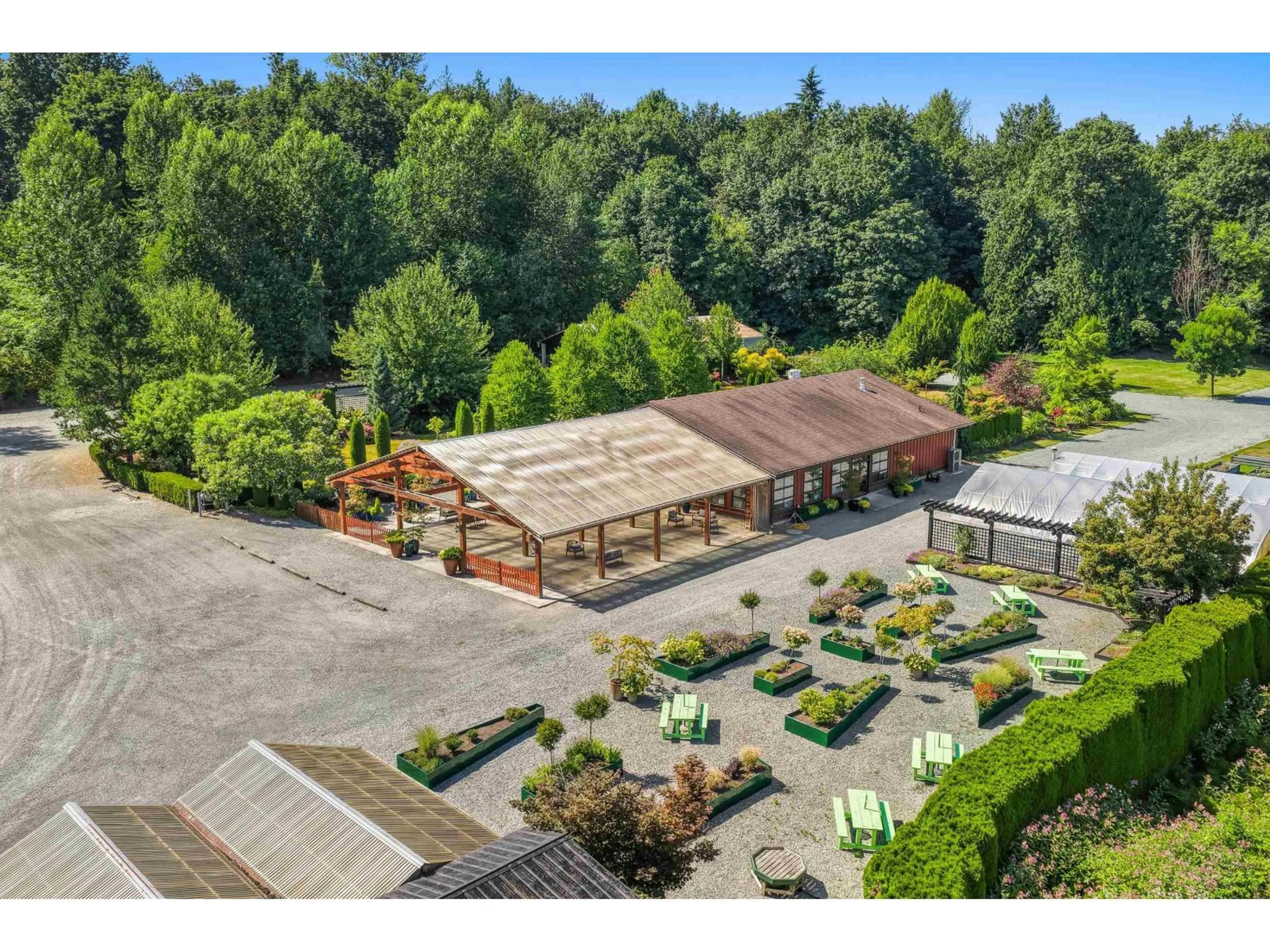 A pic from outside/outdoor area/front of a property/back of a property/a pic from drone, unknown for 29985 DOWNES ROAD, Abbotsford British Columbia V4X1Z8