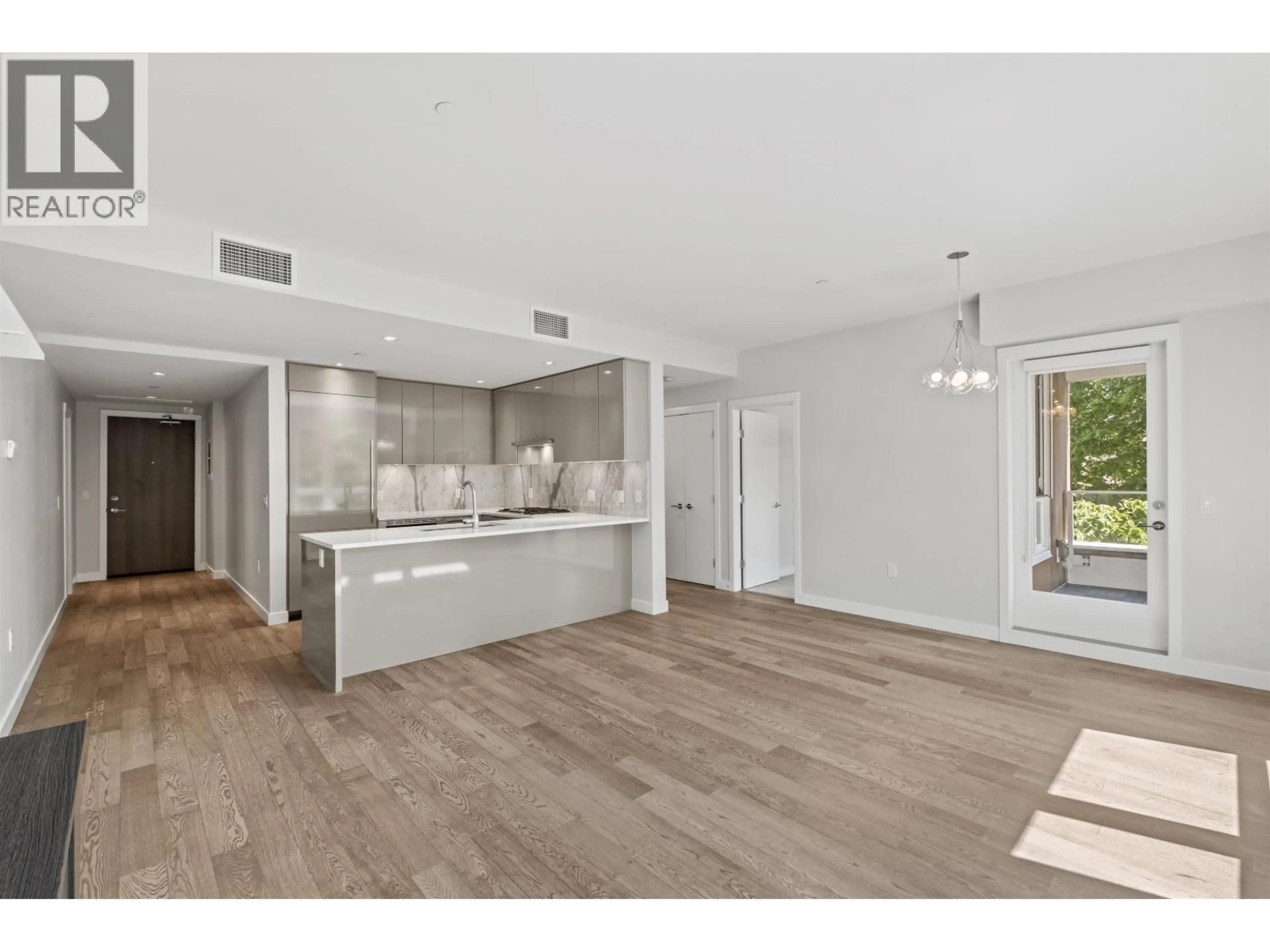 Open concept kitchen, unknown for 204 - 4080 YUKON STREET, Vancouver British Columbia V5Y0L4