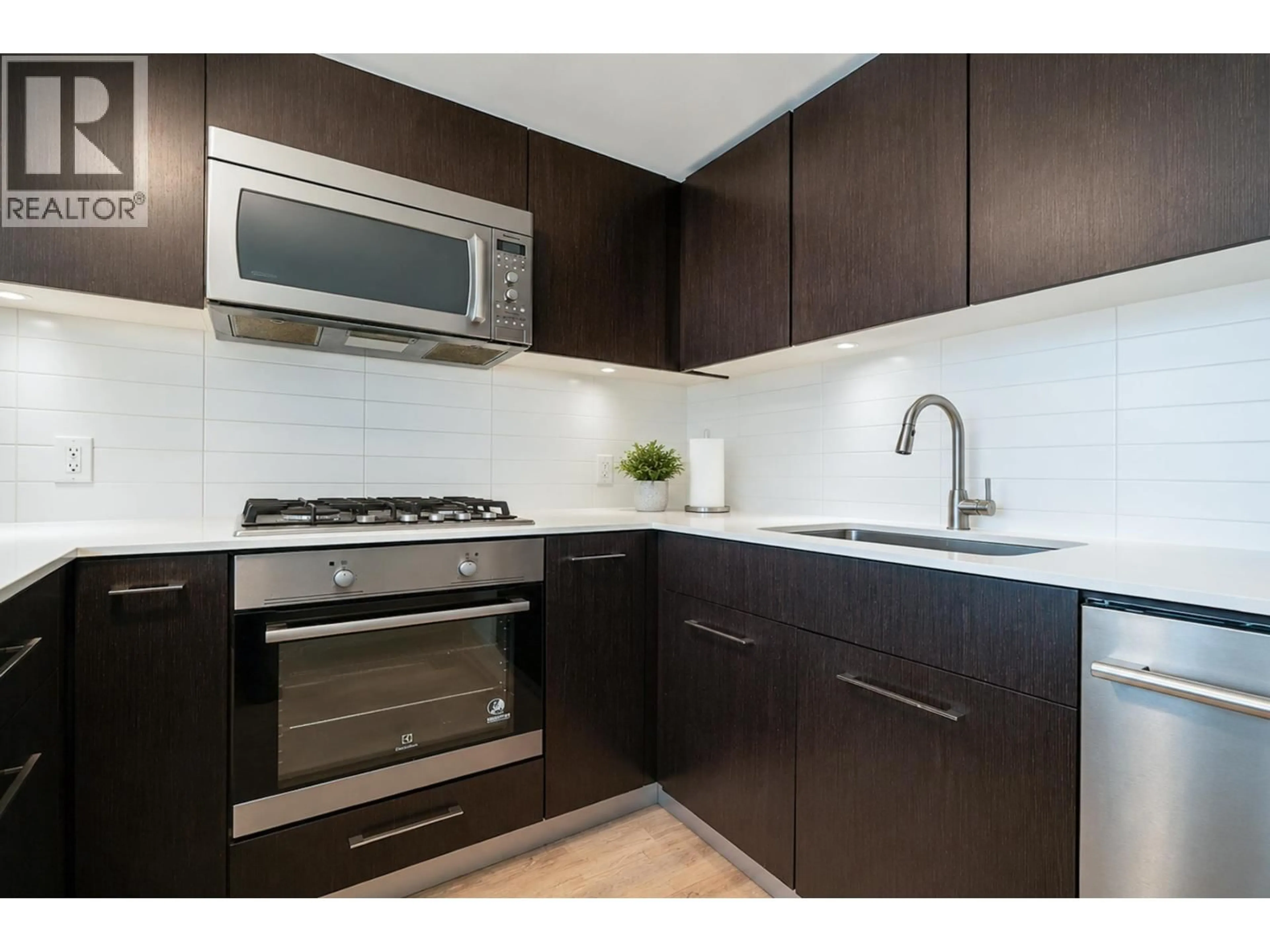 Standard kitchen, unknown for 801 - 7733 FIRBRIDGE WAY, Richmond British Columbia V6X0M7