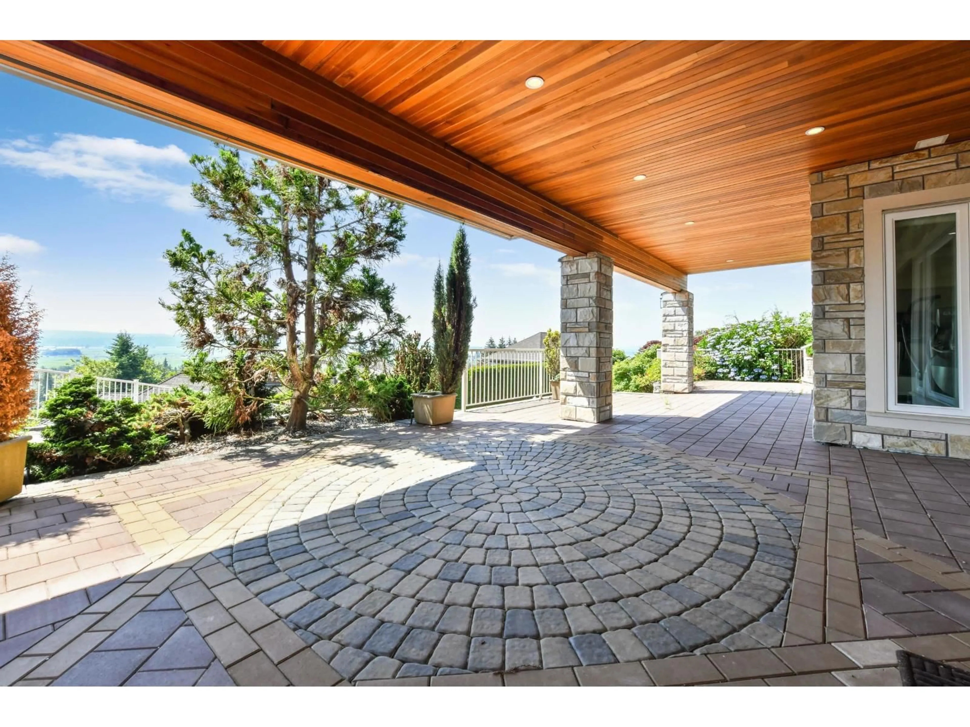 Unknown for 13421 55A AVENUE, Surrey British Columbia V3X3B5