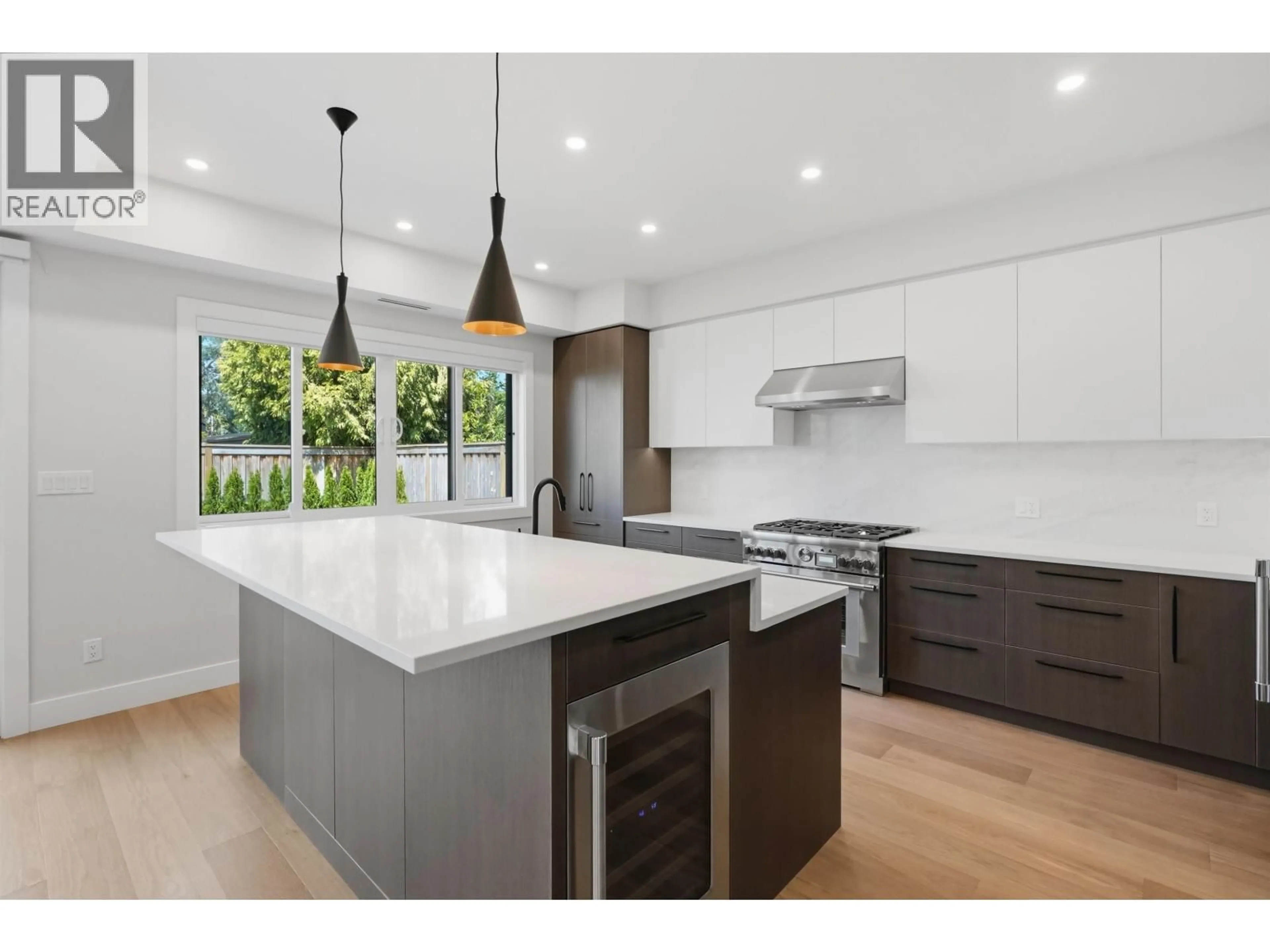Open concept kitchen, unknown for 173 66A STREET, Delta British Columbia V4L1M6