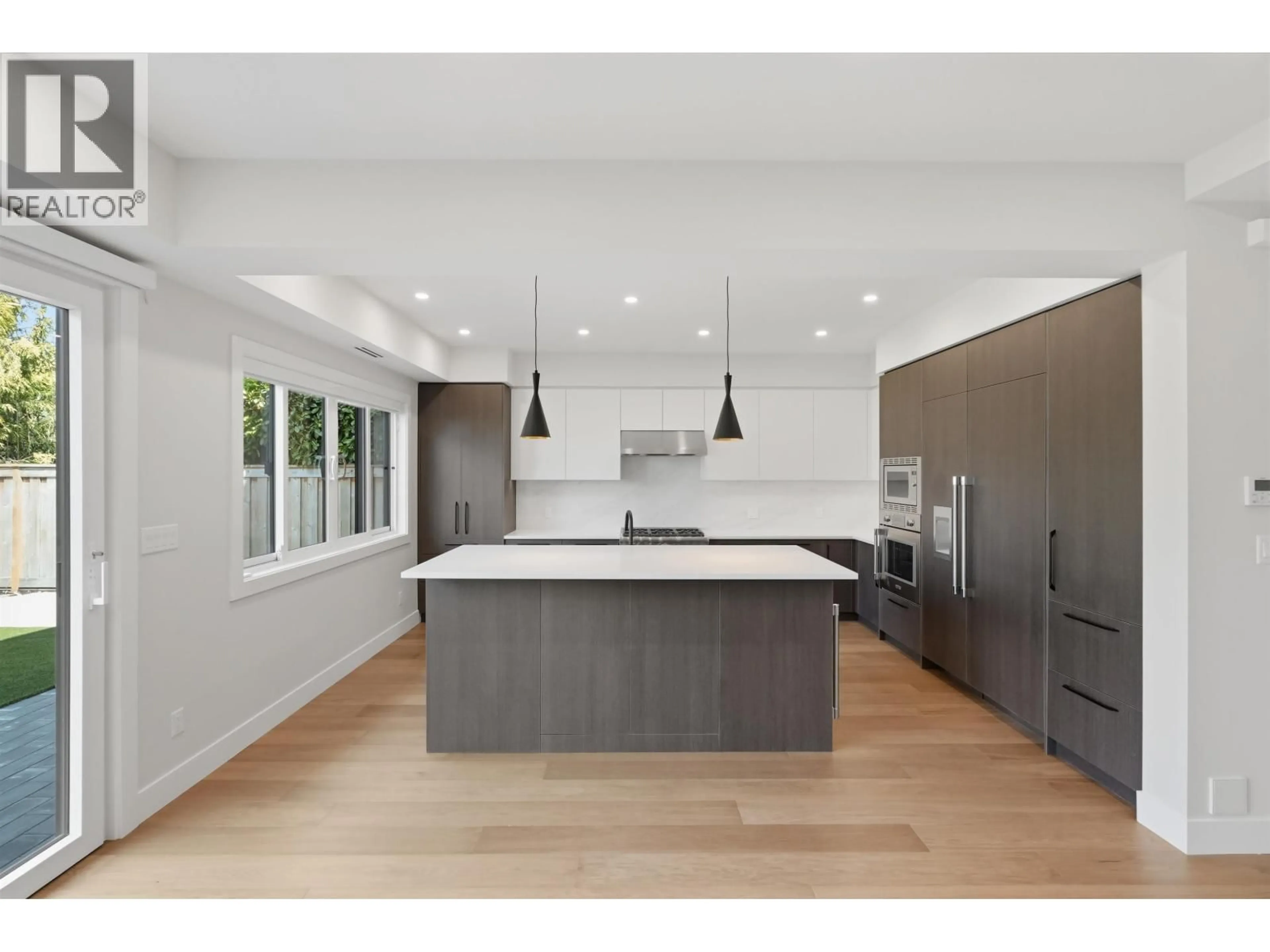 Open concept kitchen, unknown for 173 66A STREET, Delta British Columbia V4L1M6