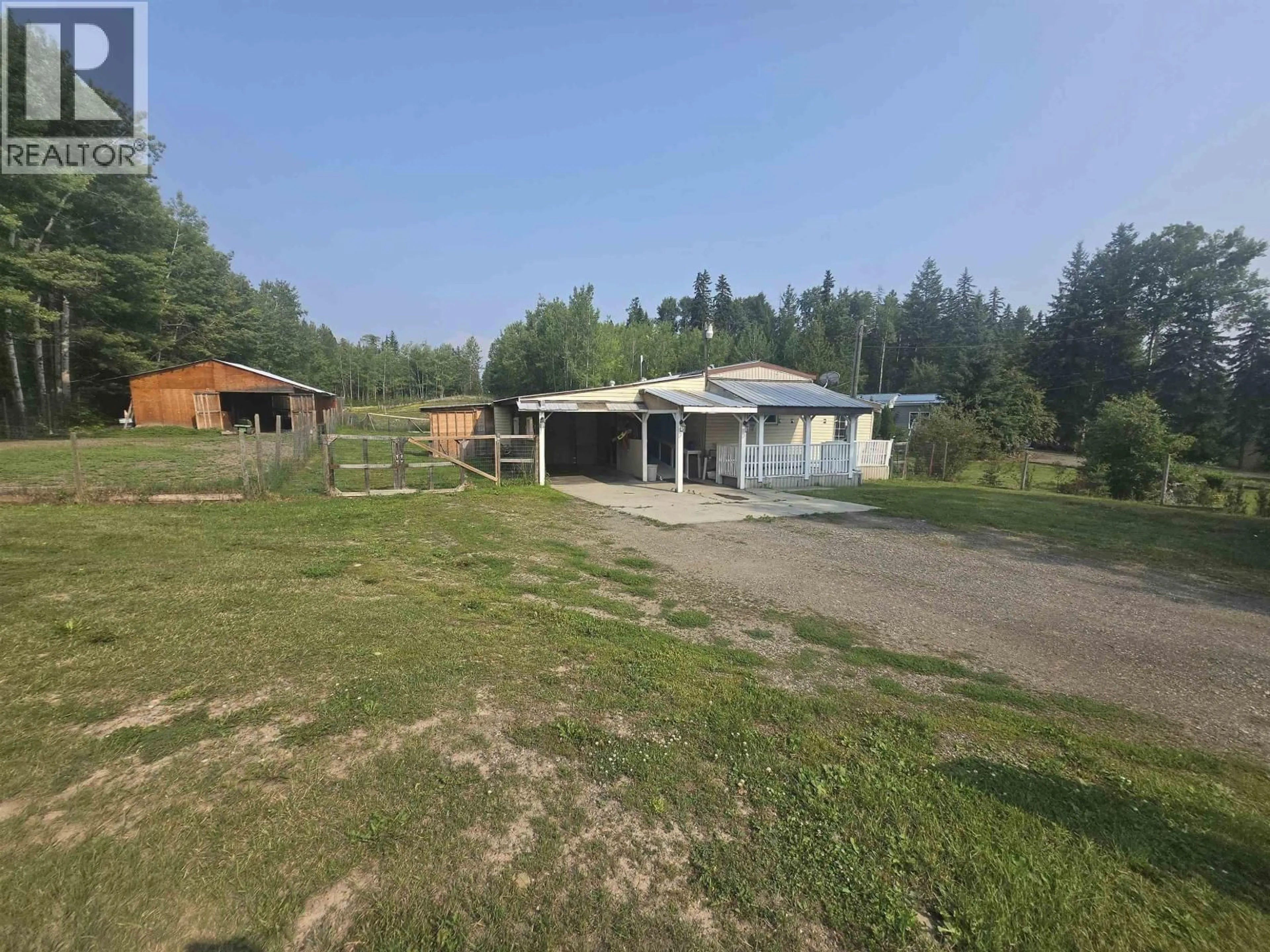 A pic from outside/outdoor area/front of a property/back of a property/a pic from drone, building for 3231 HAYMAN CRESCENT, Quesnel British Columbia V2J6K7