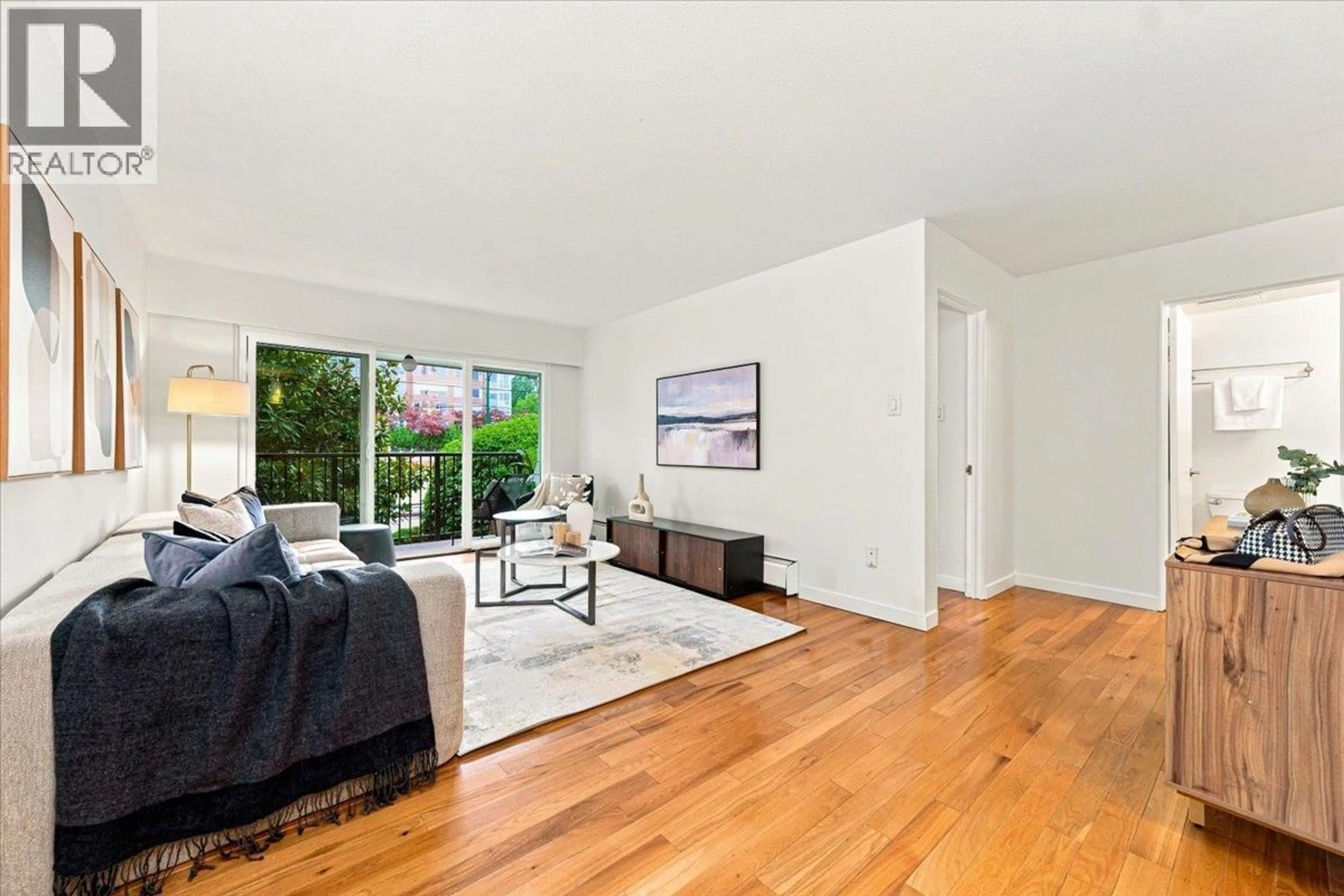 Living room with furniture, unknown for 208 - 3787 4TH AVENUE, Vancouver British Columbia V6R1P4