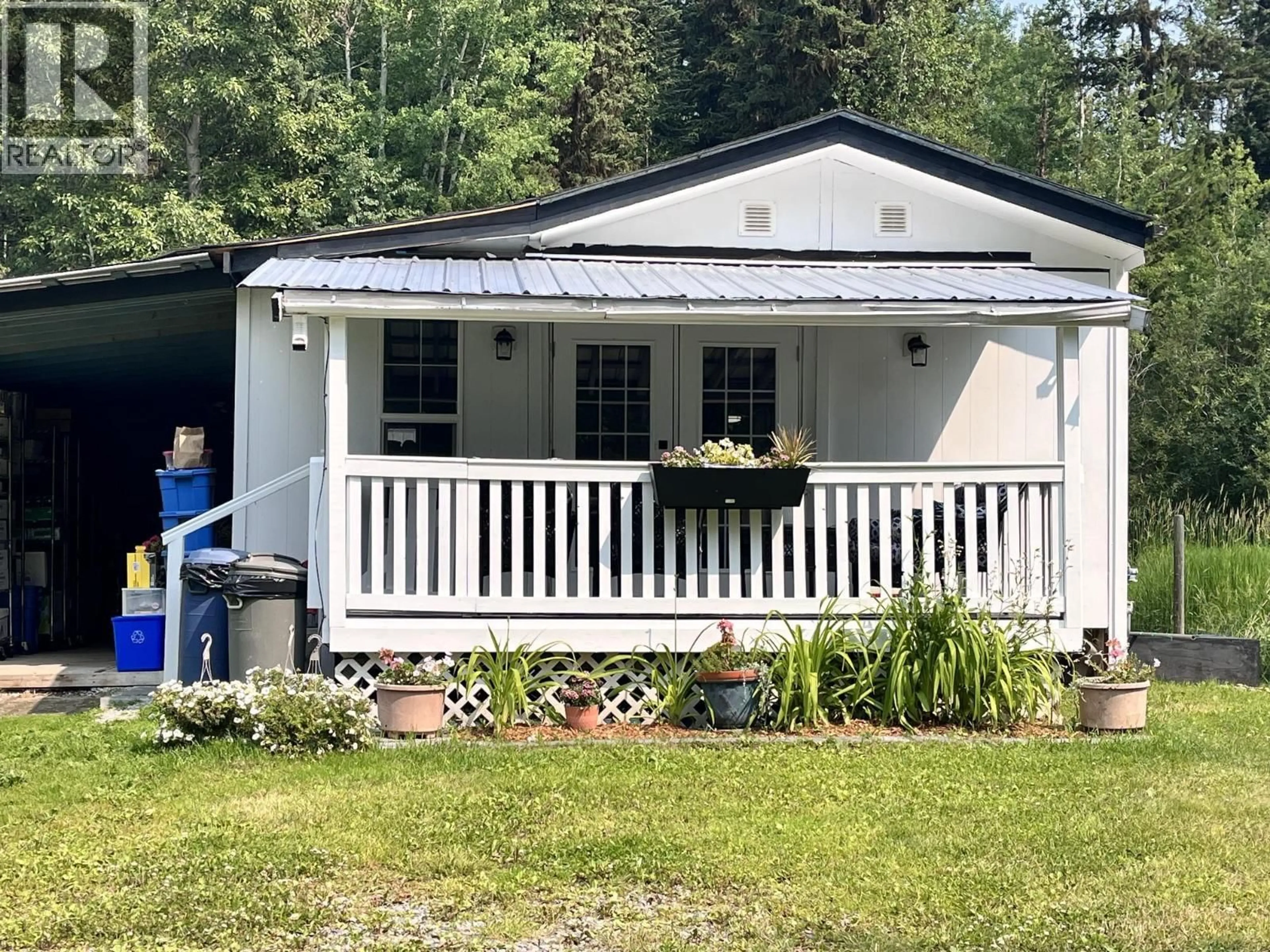 Home with vinyl exterior material, unknown for 3954 MCLEAN ROAD, Quesnel British Columbia V2J6V5