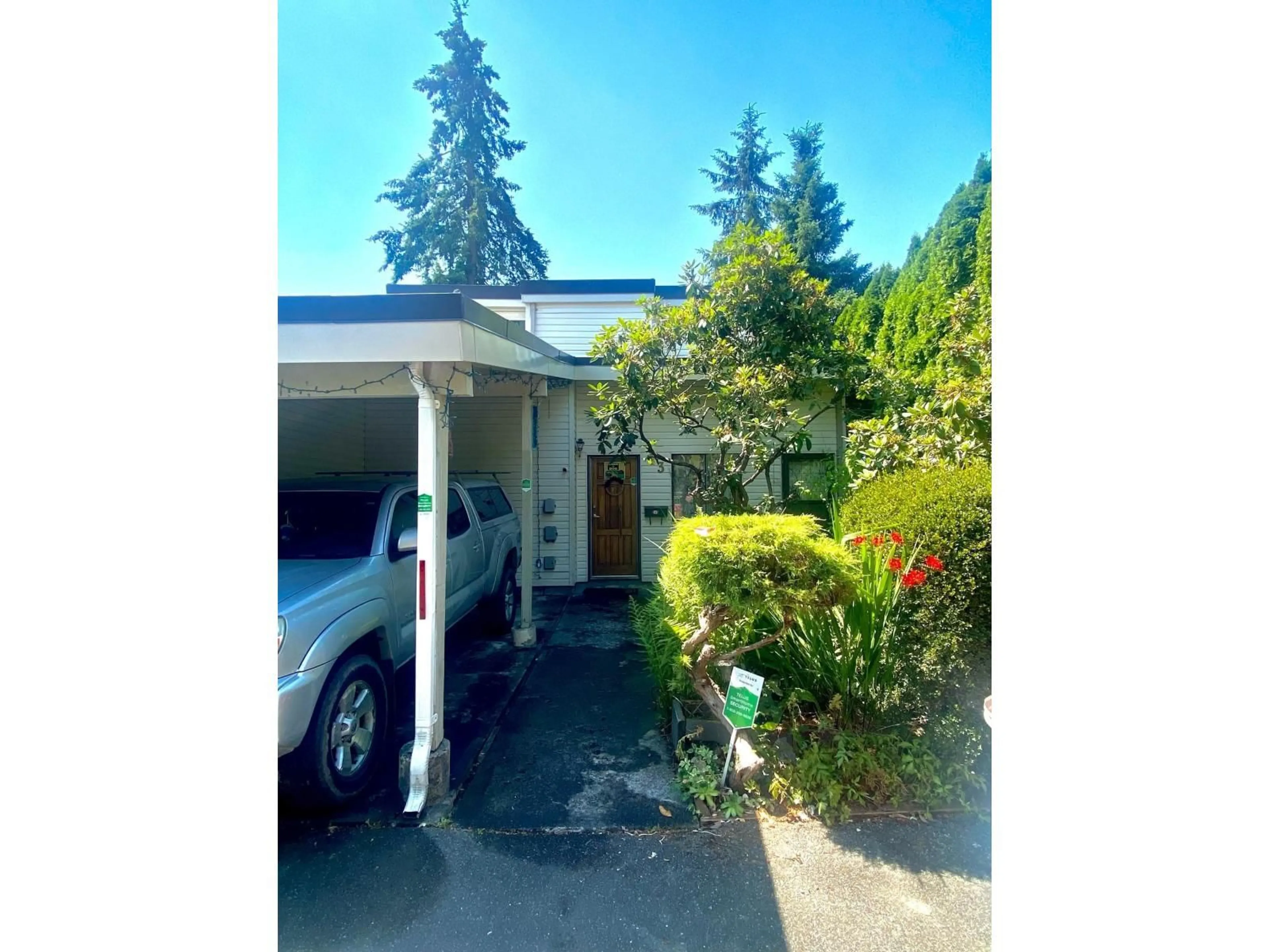 Unknown for 43 - 8555 KING GEORGE BOULEVARD, Surrey British Columbia V3W5C3