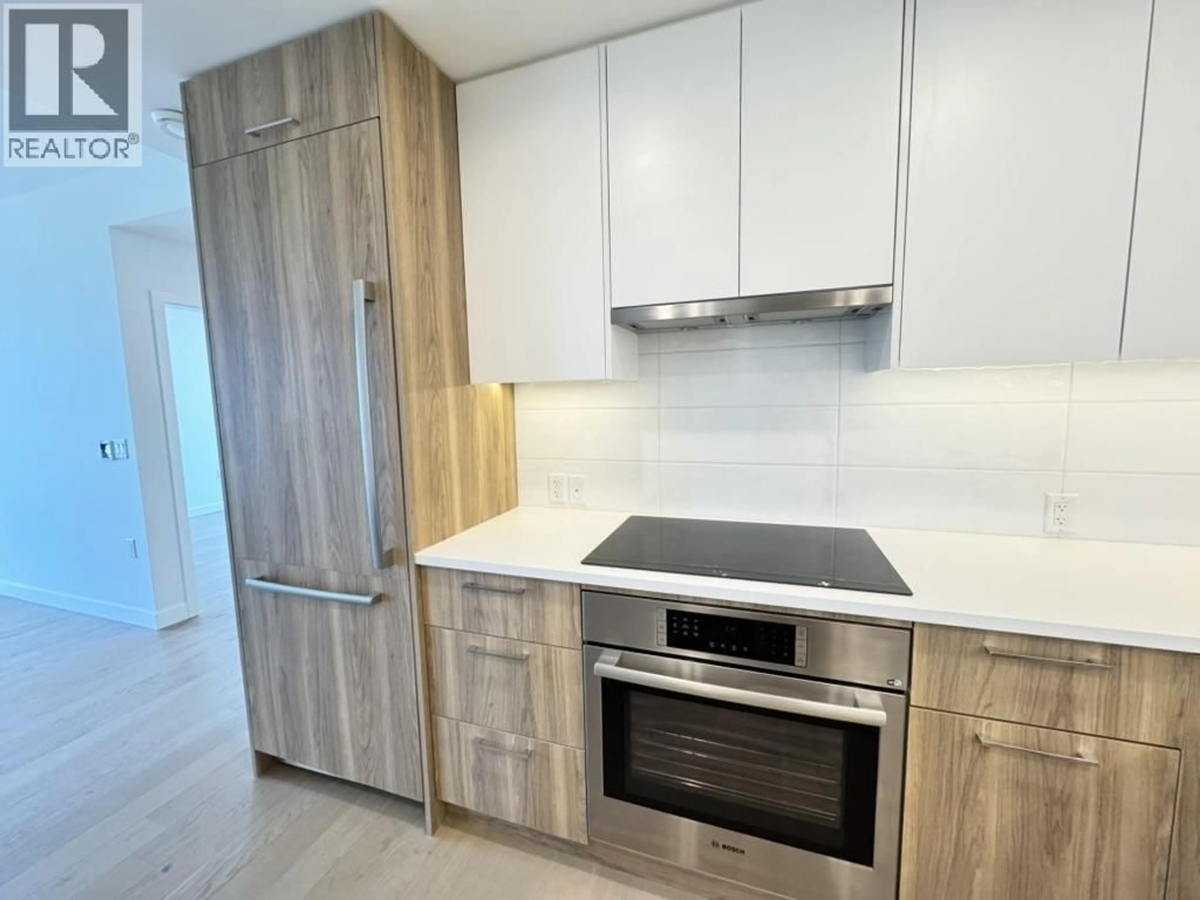 Standard kitchen, wood/laminate floor for 605 - 8398 OAK STREET, Vancouver British Columbia V6P0L9