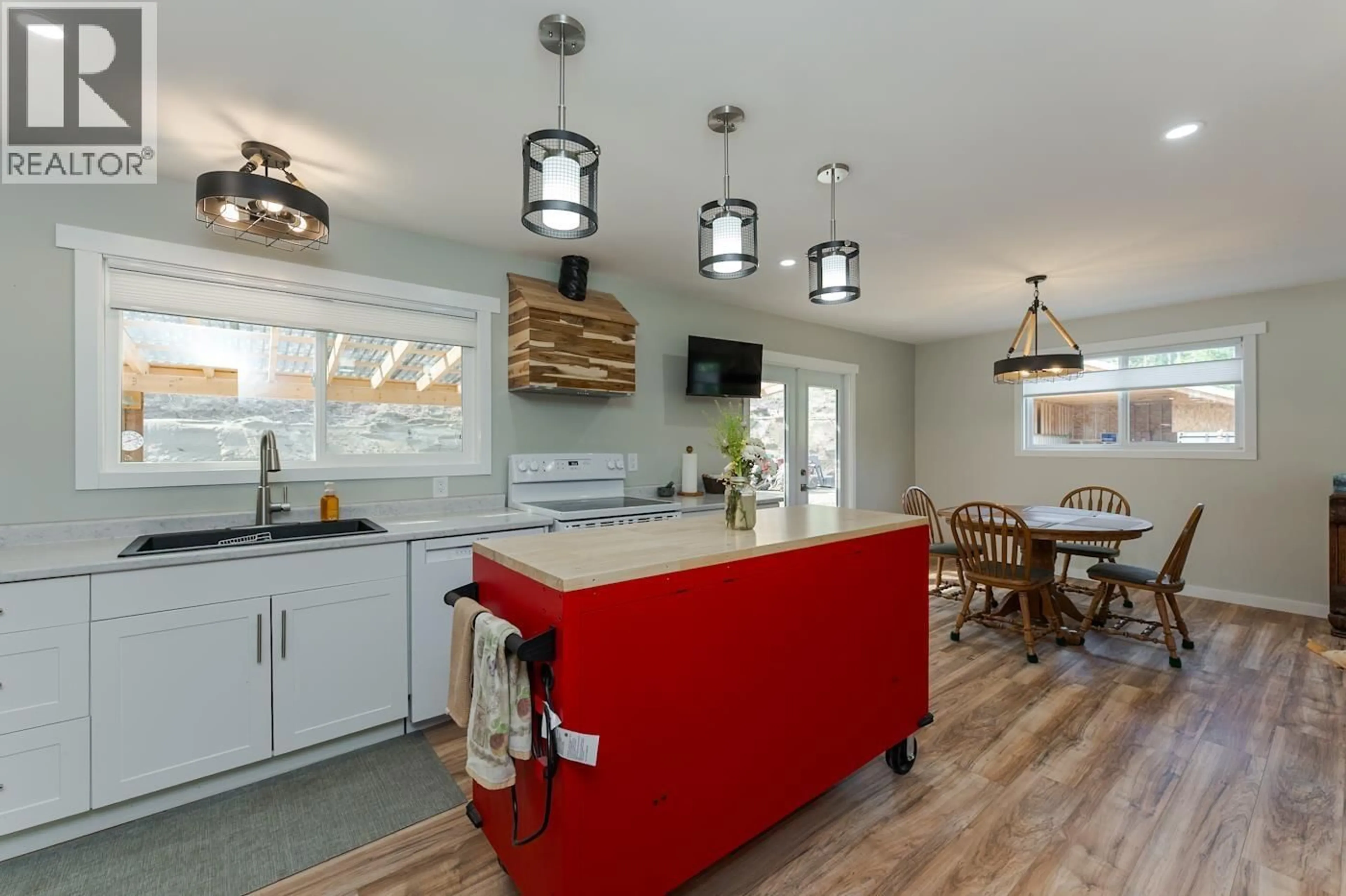 Open concept kitchen, unknown for 22655 CAMP ROAD, Prince George British Columbia V2K5M1