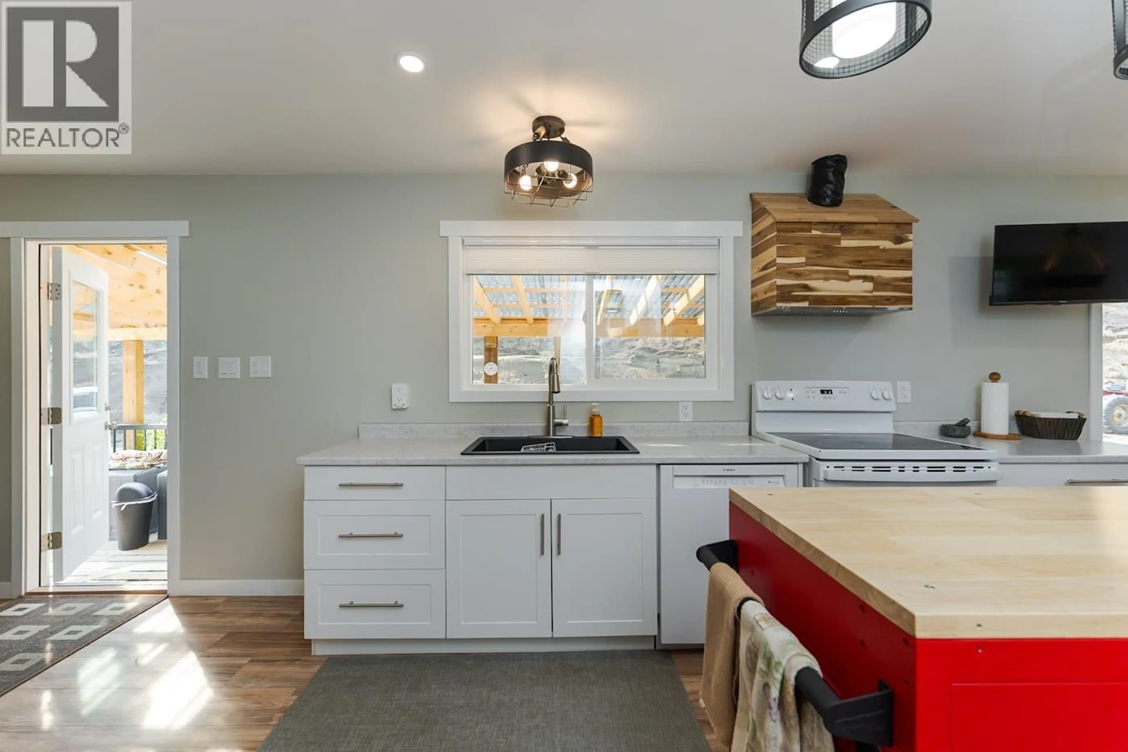Open concept kitchen, unknown for 22655 CAMP ROAD, Prince George British Columbia V2K5M1