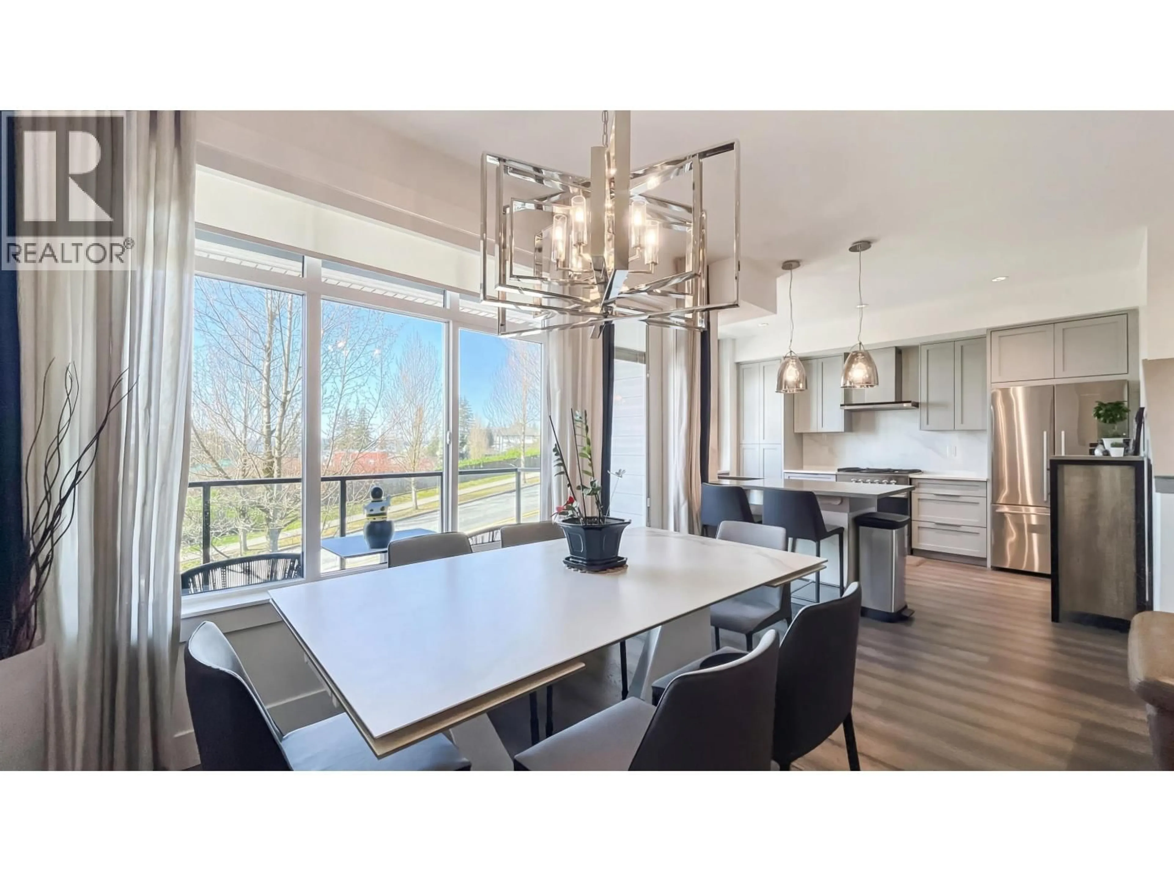 Open concept kitchen, wood/laminate floor for 2 - 3535 PRINCETON AVENUE, Coquitlam British Columbia V3E0P1