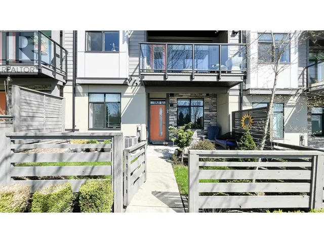 2 - 3535 PRINCETON AVENUE, Coquitlam 4