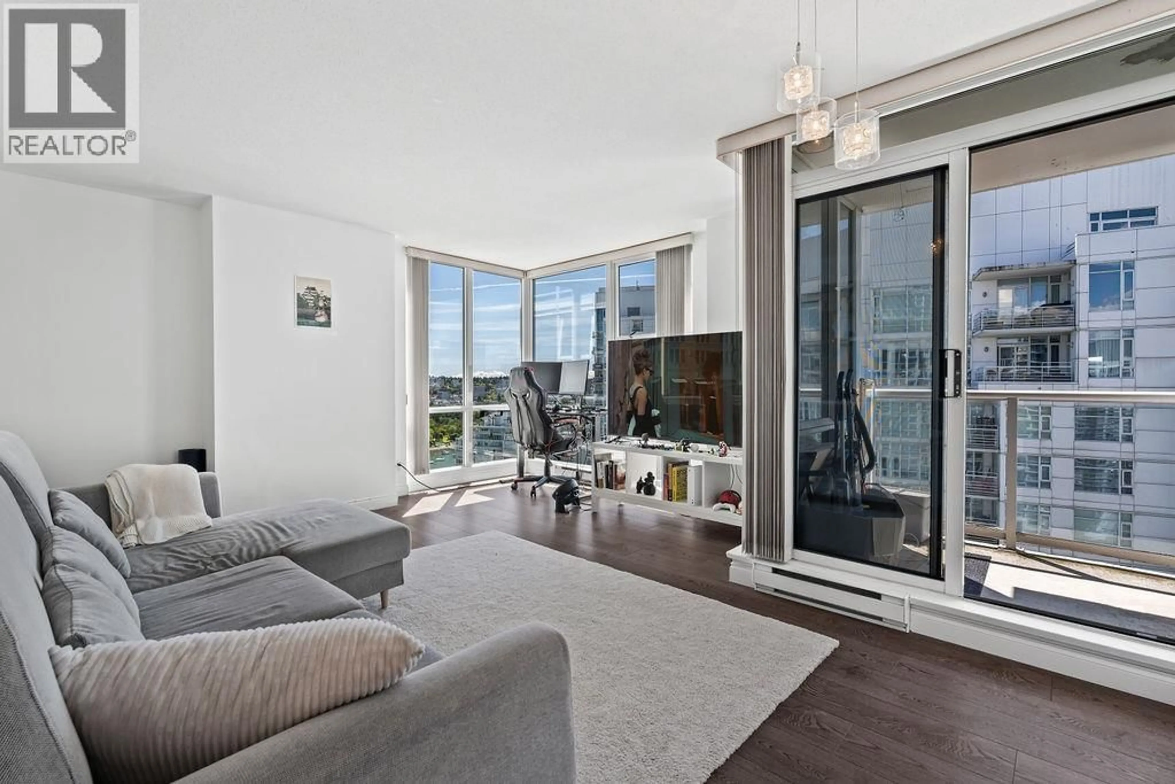 Living room with furniture, unknown for 3302 - 193 AQUARIUS MEWS, Vancouver British Columbia V6Z2Z2