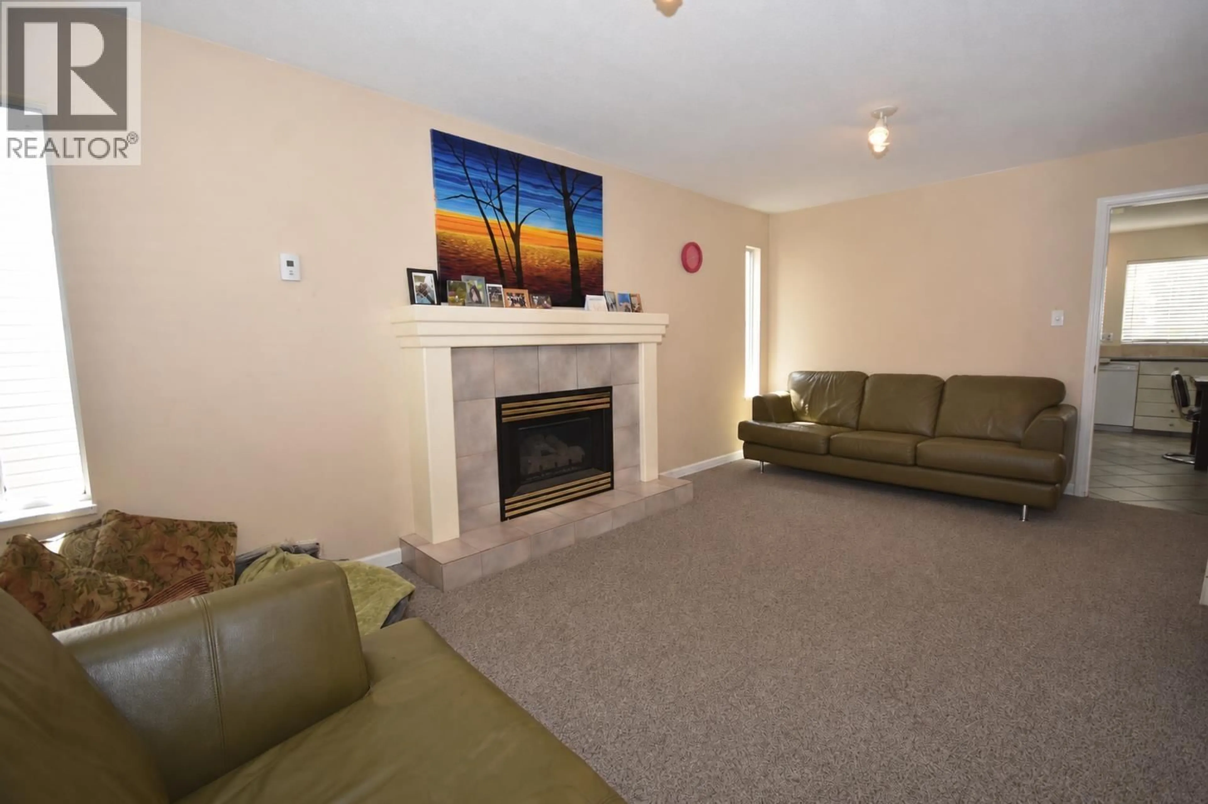 Living room with furniture, carpet floor for 4857 59 STREET, Delta British Columbia V4K4L7