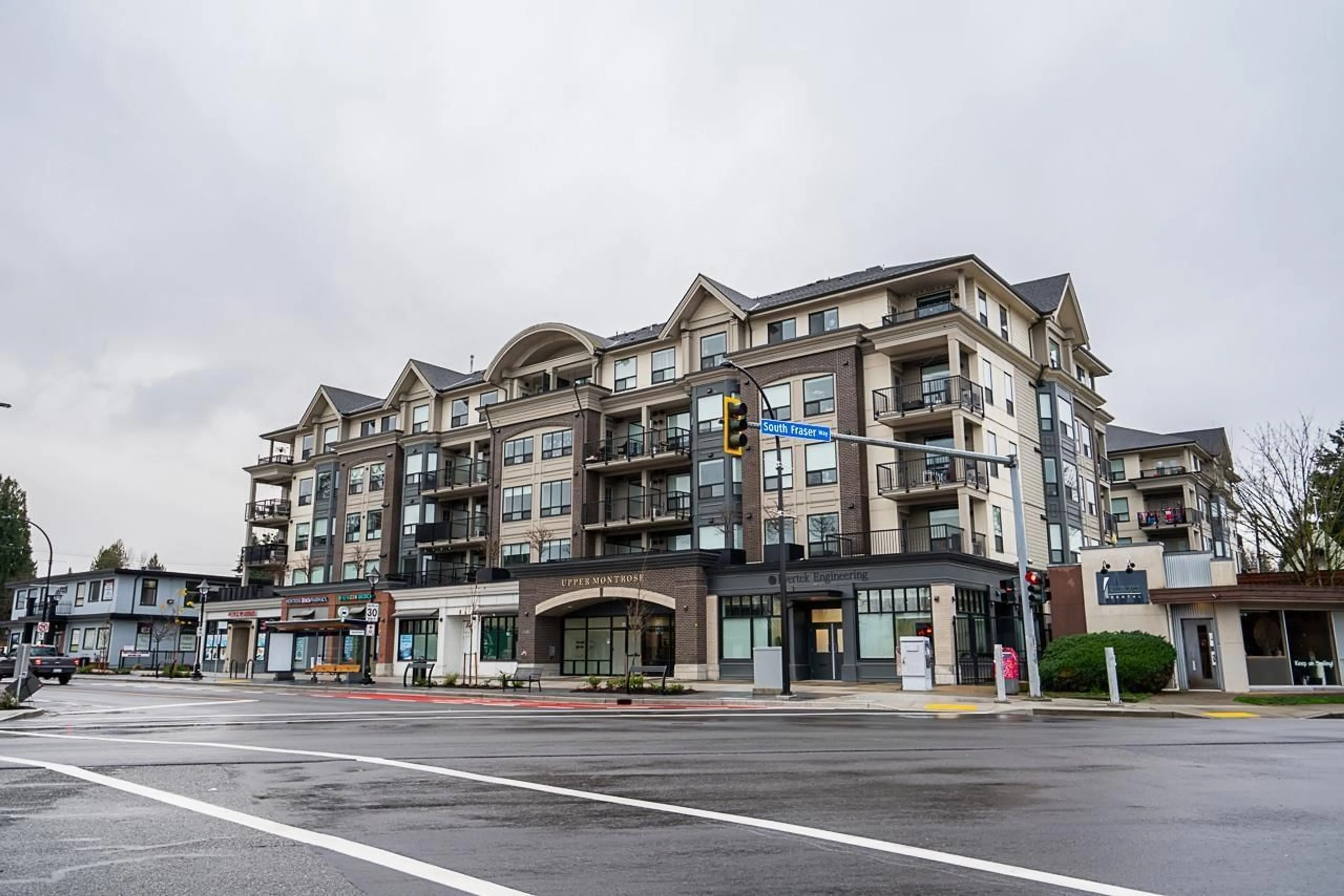 Unknown for 301 - 2493 MONTROSE AVENUE, Abbotsford British Columbia V2S3T2