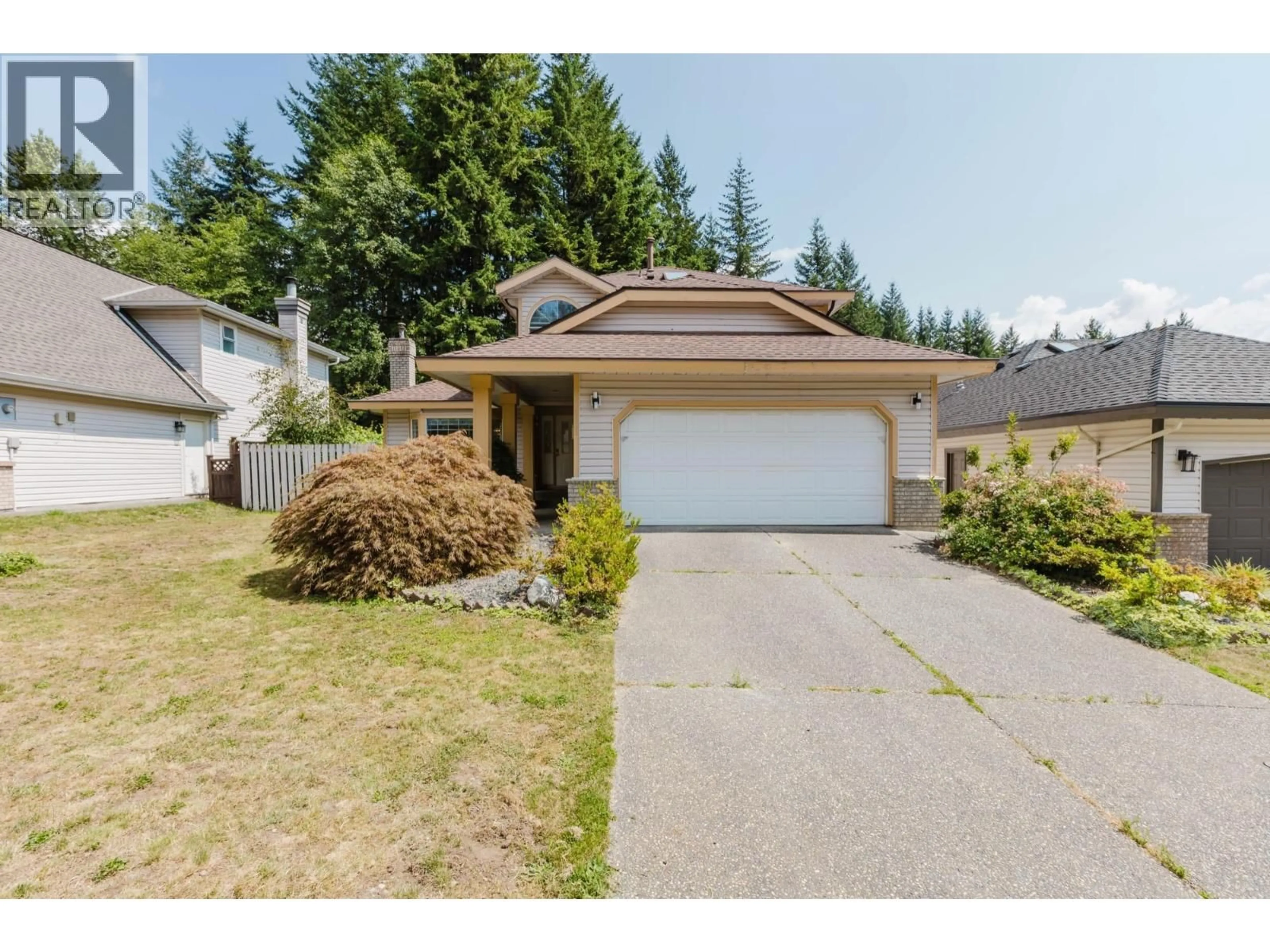 Home with vinyl exterior material, street for 1565 BRAMBLE LANE, Coquitlam British Columbia V3E2T5