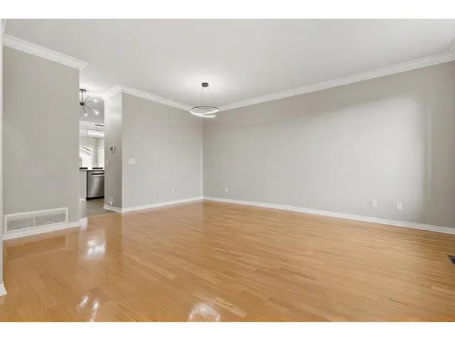 106 - 33751 7 AVENUE, Mission 3
