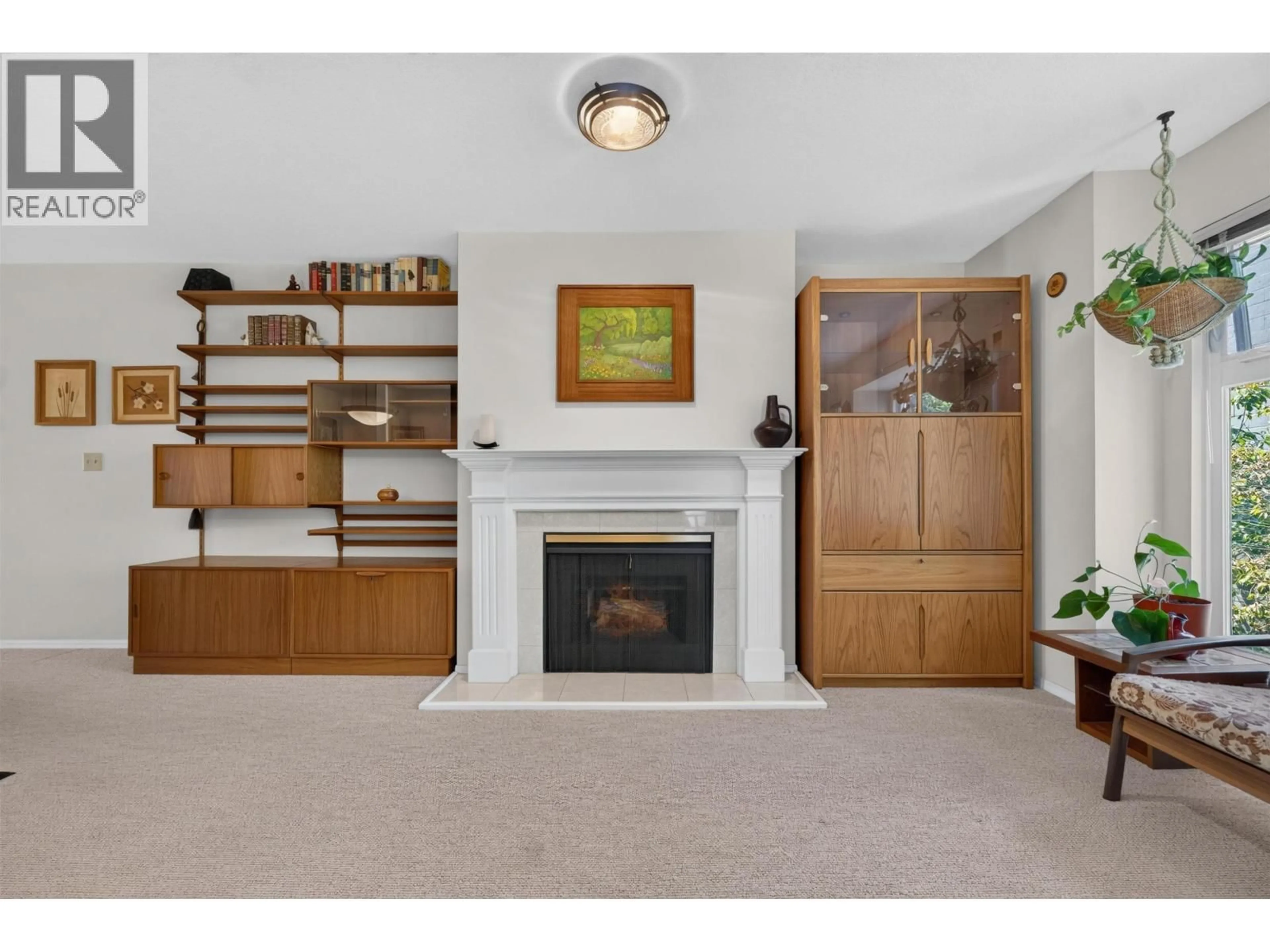 Living room with furniture, unknown for 202 - 725 7TH AVENUE, Vancouver British Columbia V5Z1B9