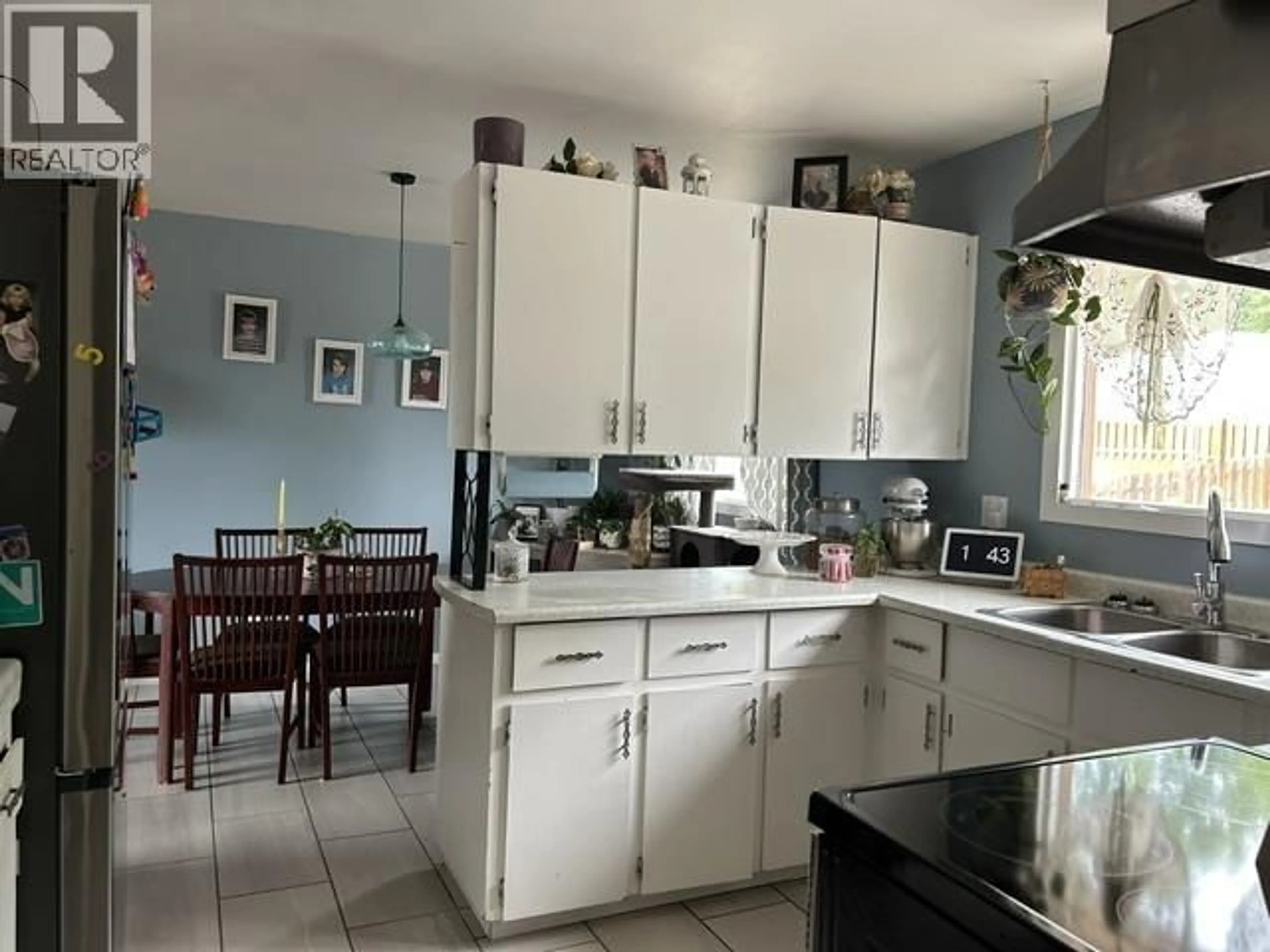 Open concept kitchen, ceramic/tile floor for 528 TUNASA DRIVE, Fraser Lake British Columbia V0J1S0