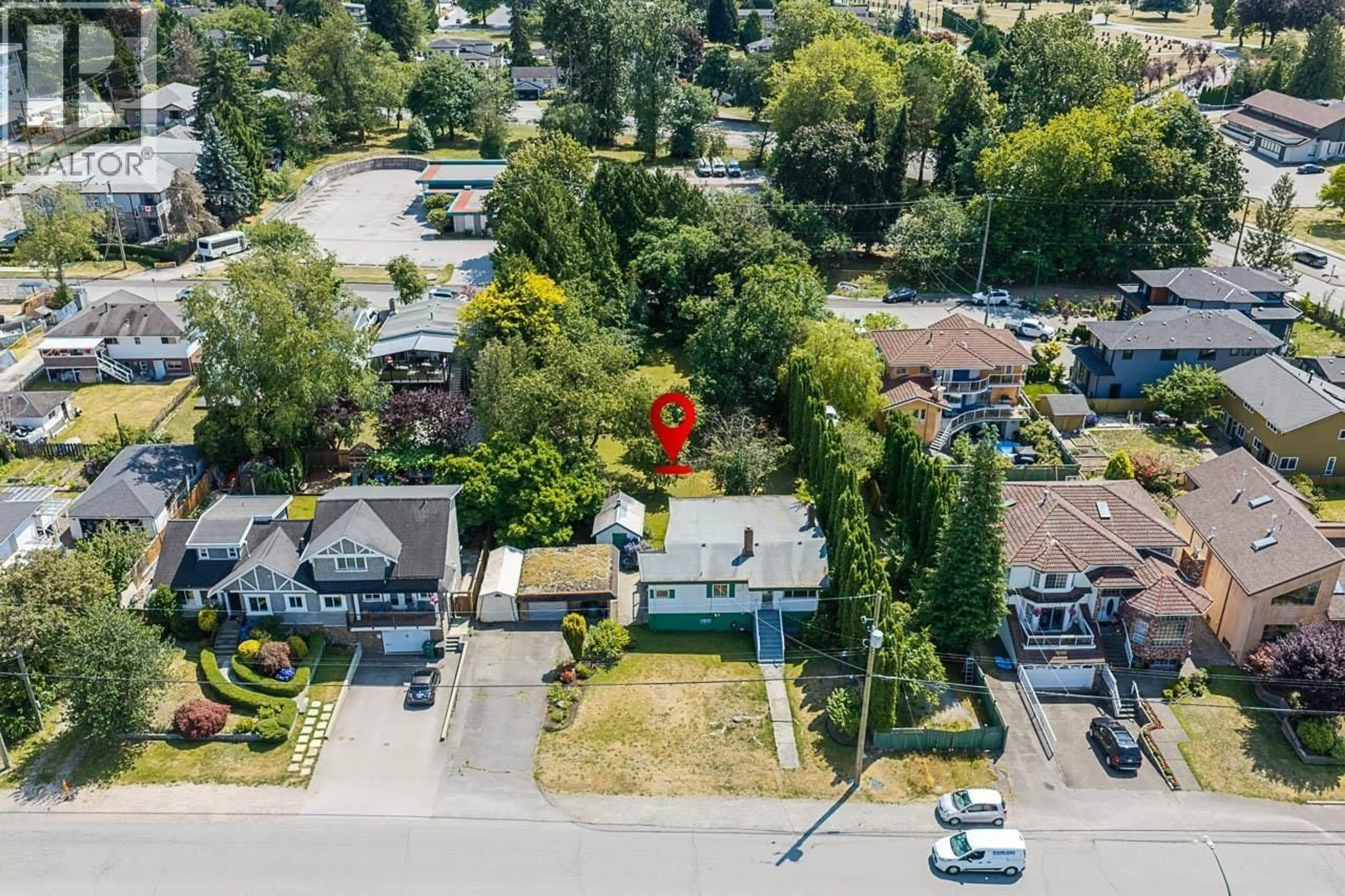 A pic from outside/outdoor area/front of a property/back of a property/a pic from drone, street for 5288 HARDWICK STREET, Burnaby British Columbia V5G1P9
