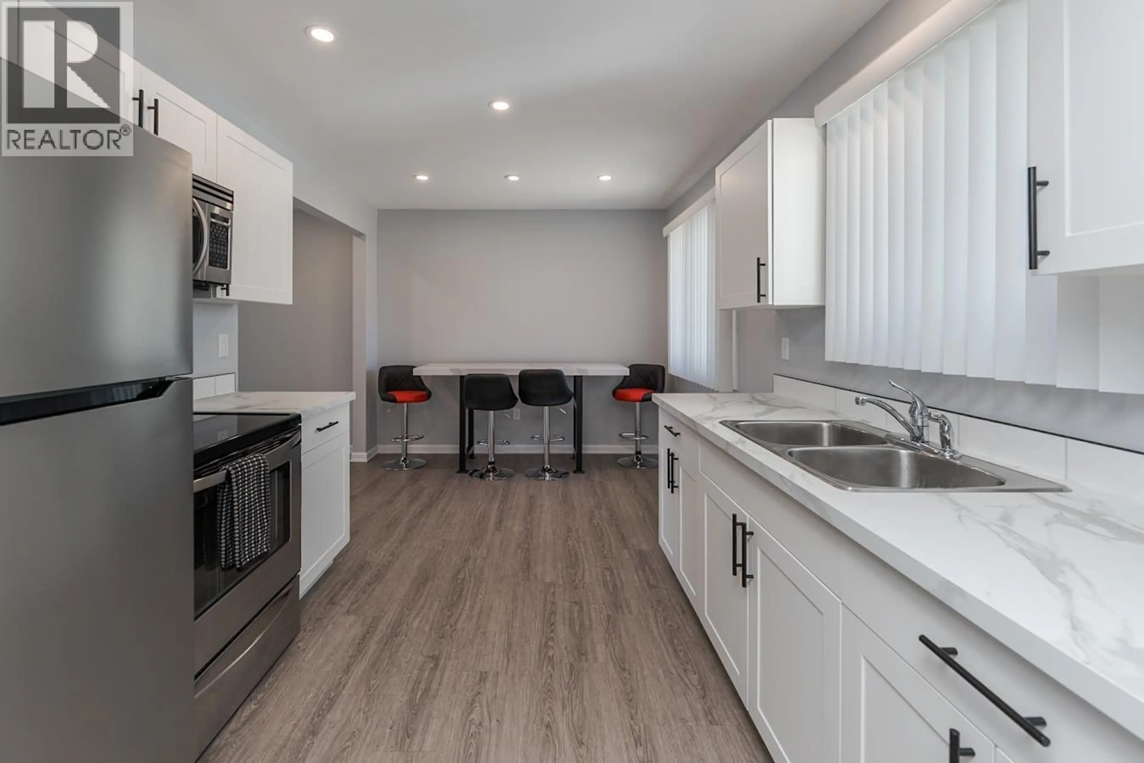 Open concept kitchen, unknown for 7759 QUEENS CRESCENT, Prince George British Columbia V2N3H3