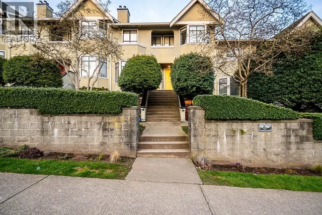 7 - 221 ASH STREET, New Westminster