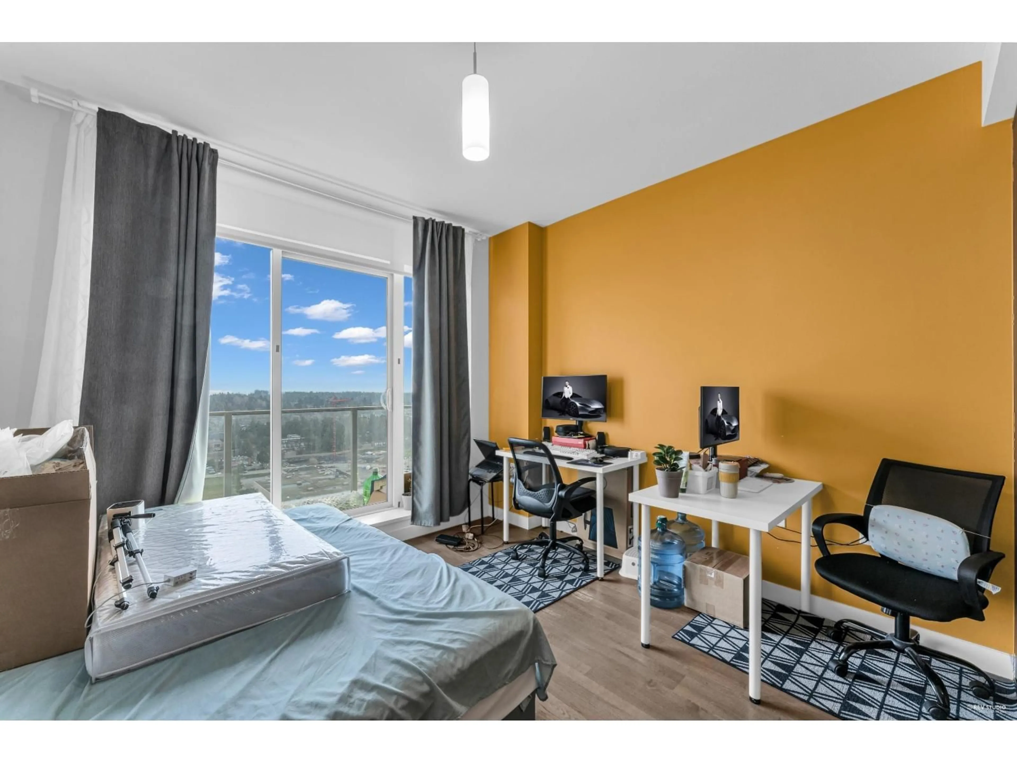 A pic of a room for 2702 - 13495 CENTRAL AVENUE, Surrey British Columbia V3T0K2