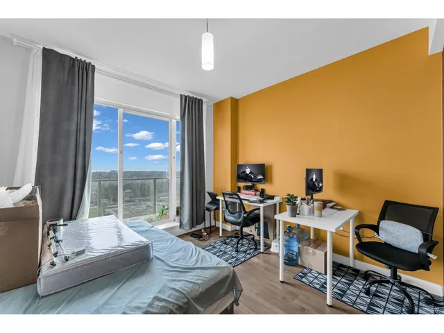2702 - 13495 CENTRAL AVENUE, Surrey 5