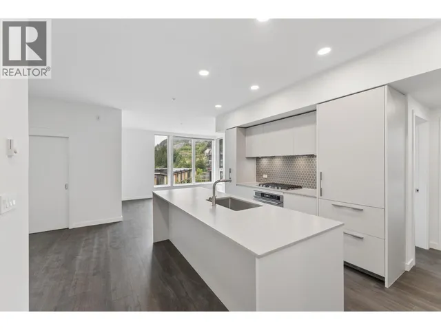 421 - 1500 SCOTT CRESCENT, Squamish 3