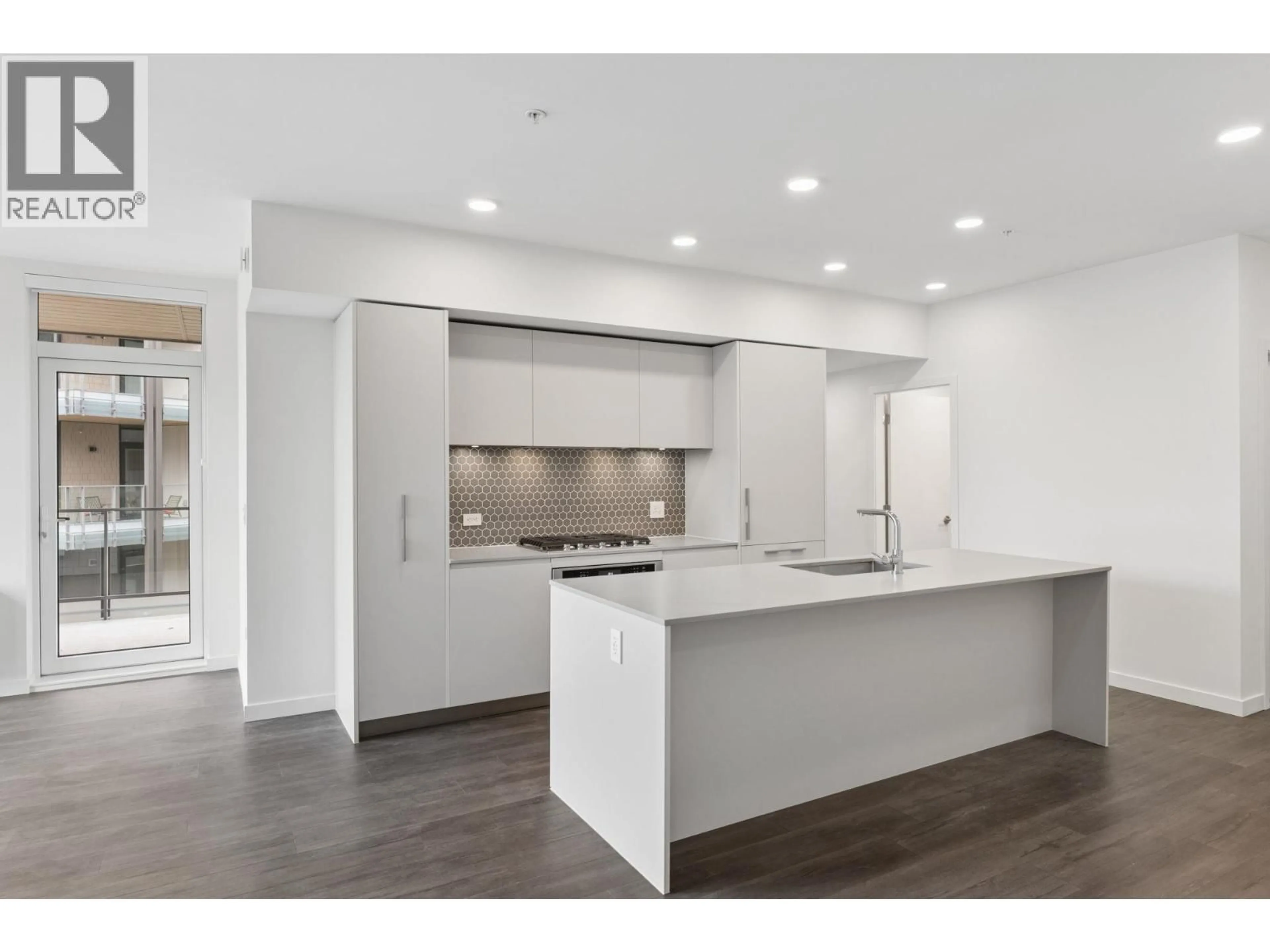 Open concept kitchen, unknown for 421 - 1500 SCOTT CRESCENT, Squamish British Columbia V8B1G5