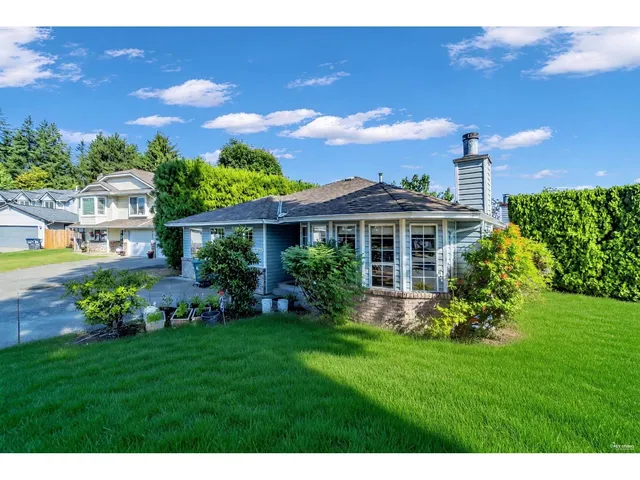15447 92A AVENUE, Surrey 3