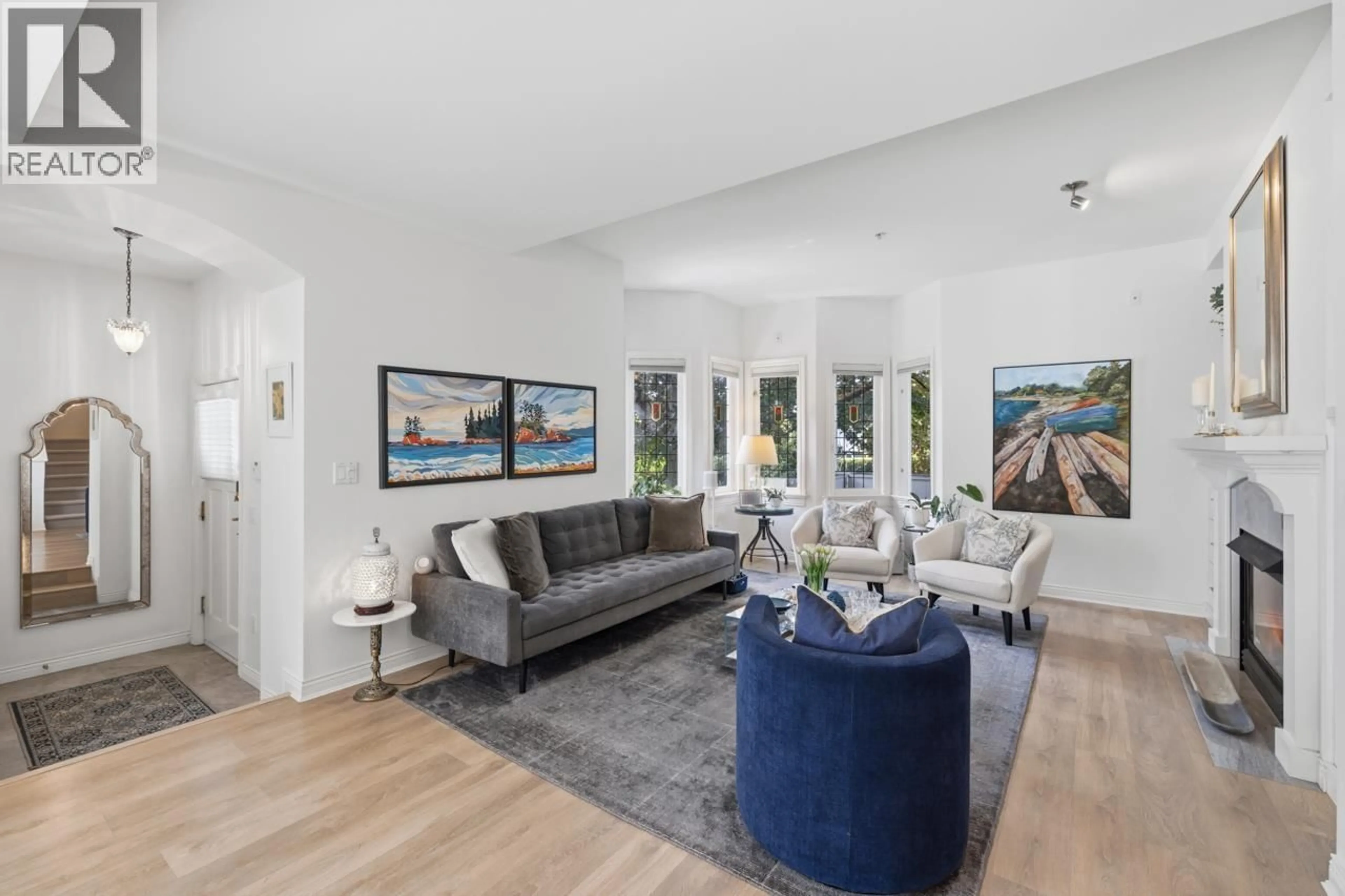 Living room with furniture, unknown for 5338 LARCH STREET, Vancouver British Columbia V6M4C8