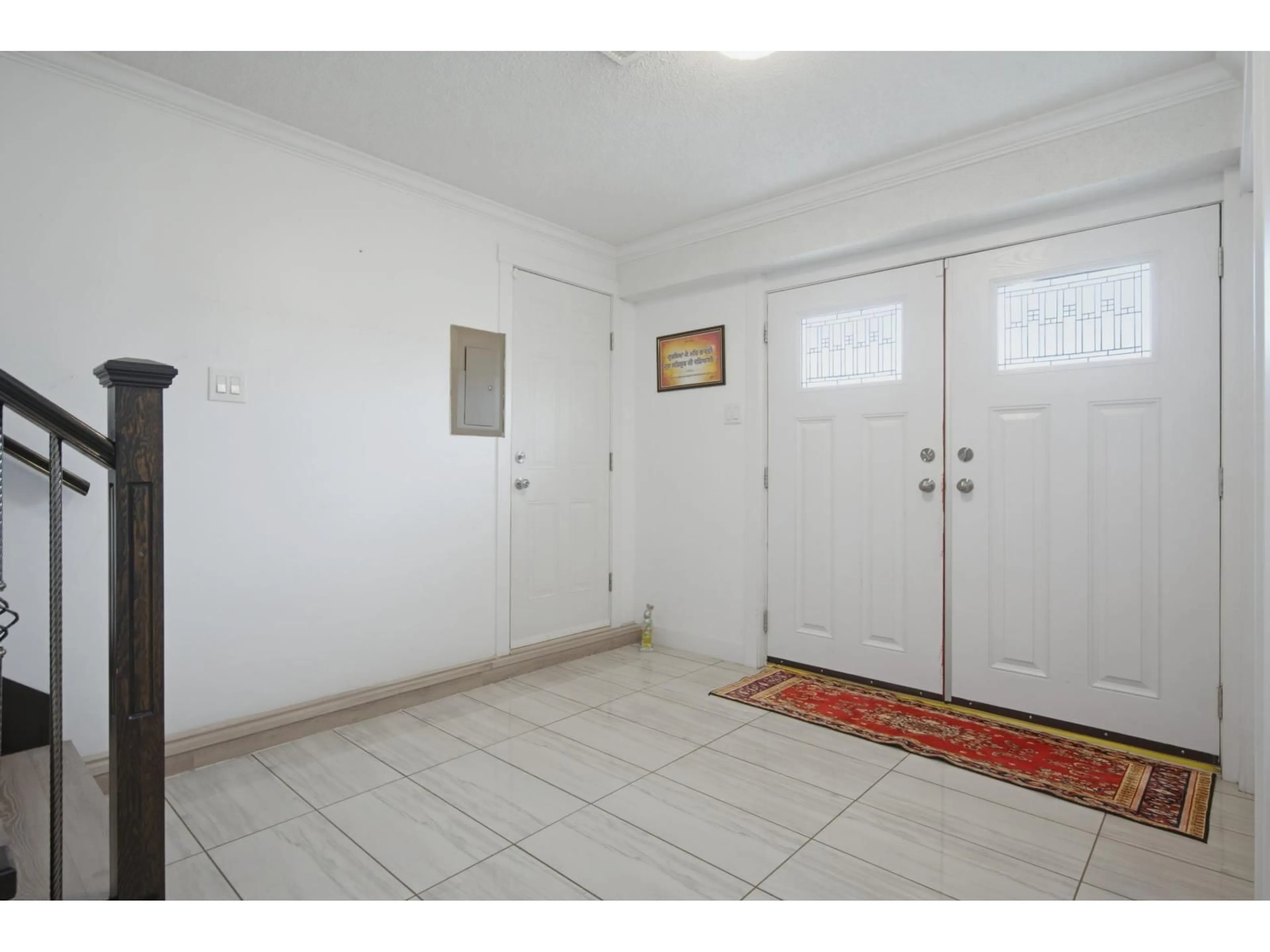 Unknown for 18463 56 AVENUE, Surrey British Columbia V3S8J3