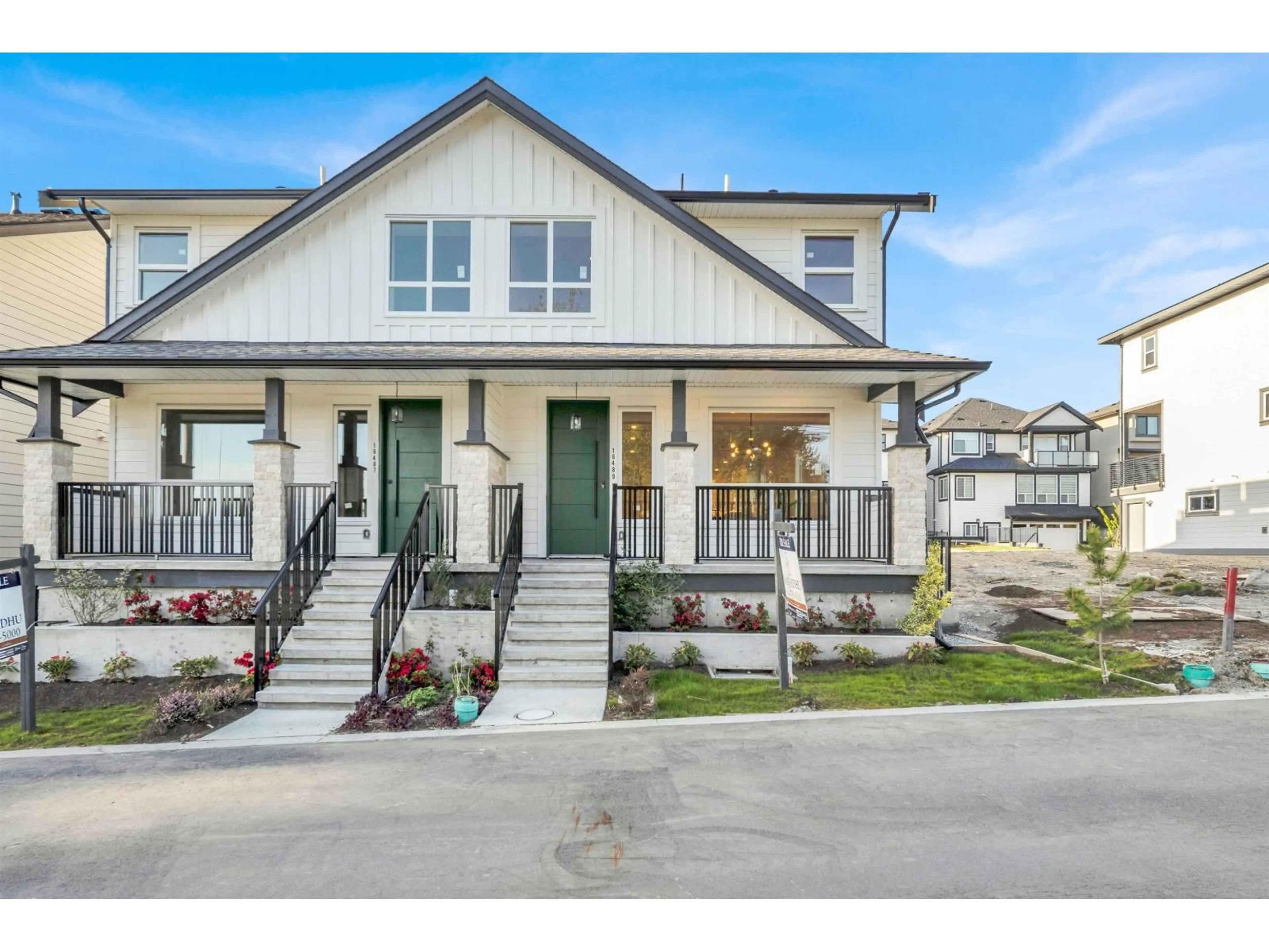Home with vinyl exterior material, street for 16487 20 AVENUE, Surrey British Columbia V3Z9M9