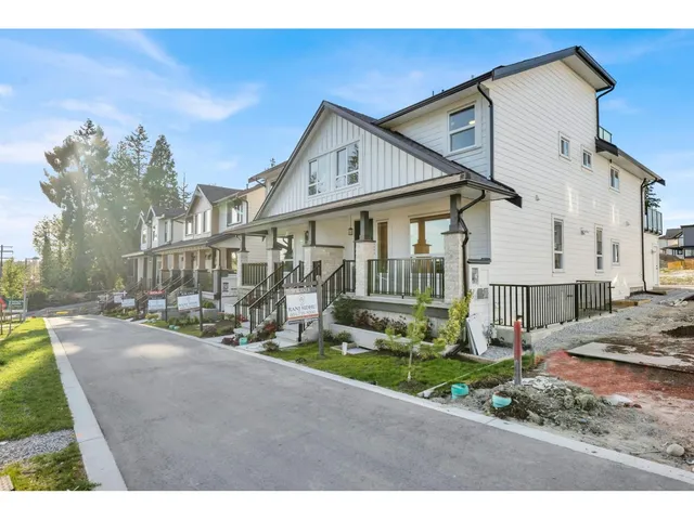 16487 20 AVENUE, Surrey 2