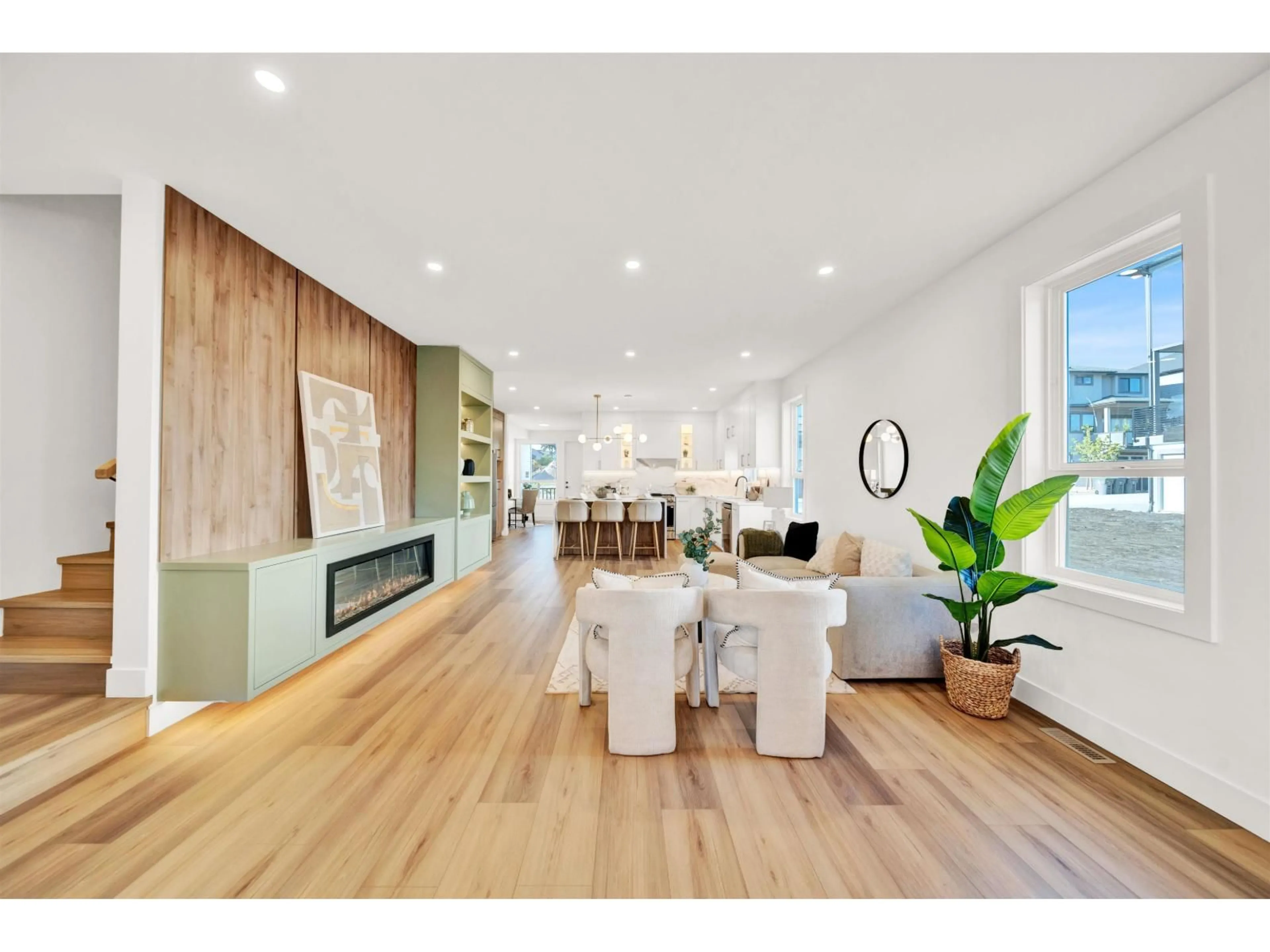 Unknown for 16487 20 AVENUE, Surrey British Columbia V3Z9M9