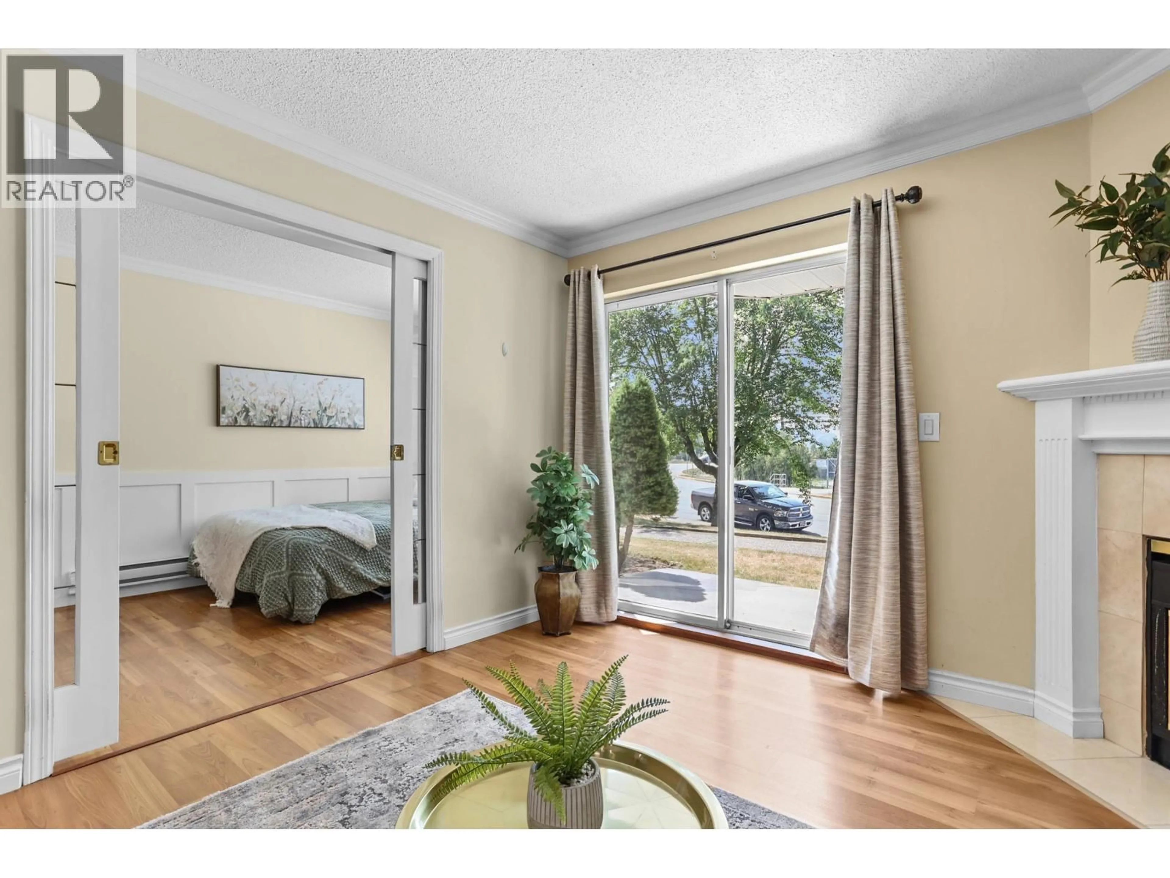 A pic of a room for 117 - 11510 225 STREET, Maple Ridge British Columbia V2X9Y3