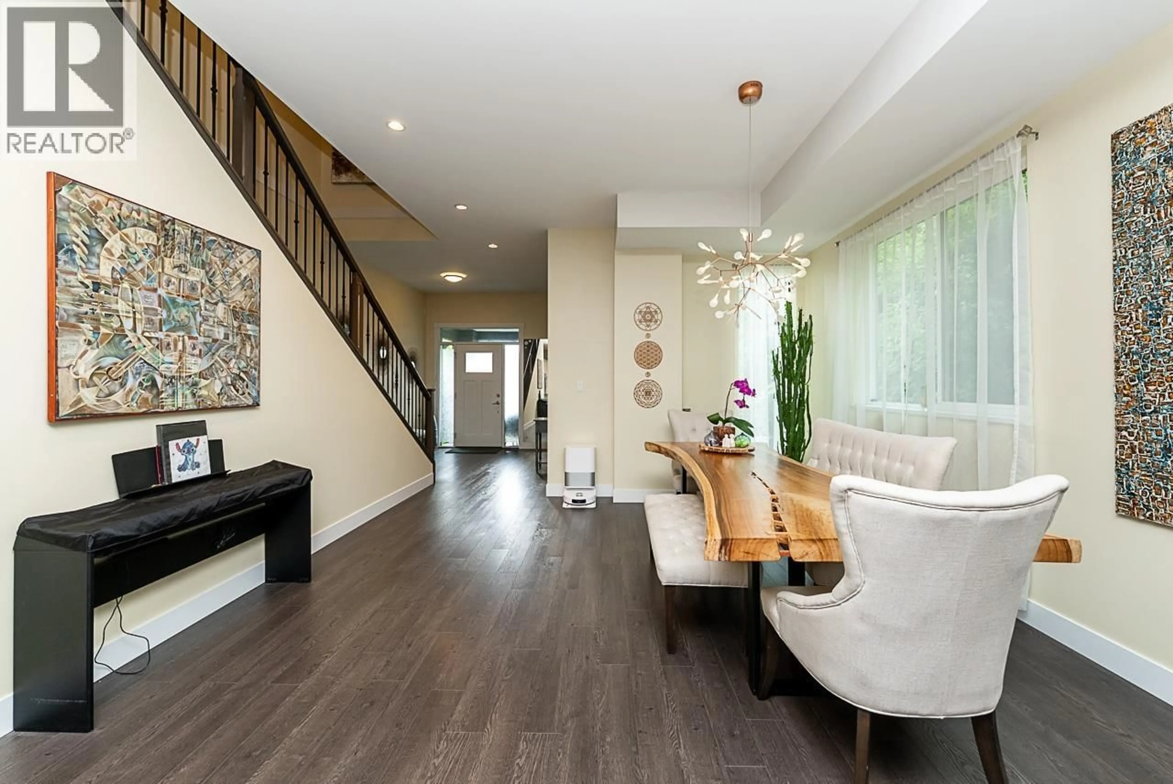 Indoor entryway for 1461 DAYTON STREET, Coquitlam British Columbia V3E3H2